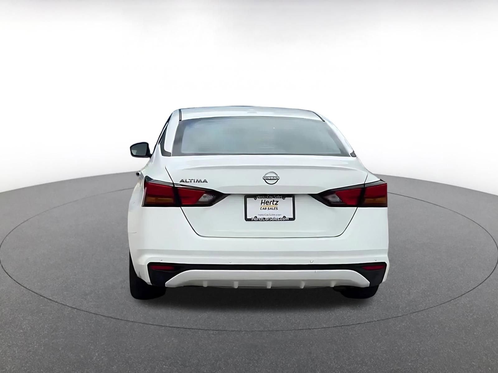 Thumbnail: 2025 Nissan Altima - 12