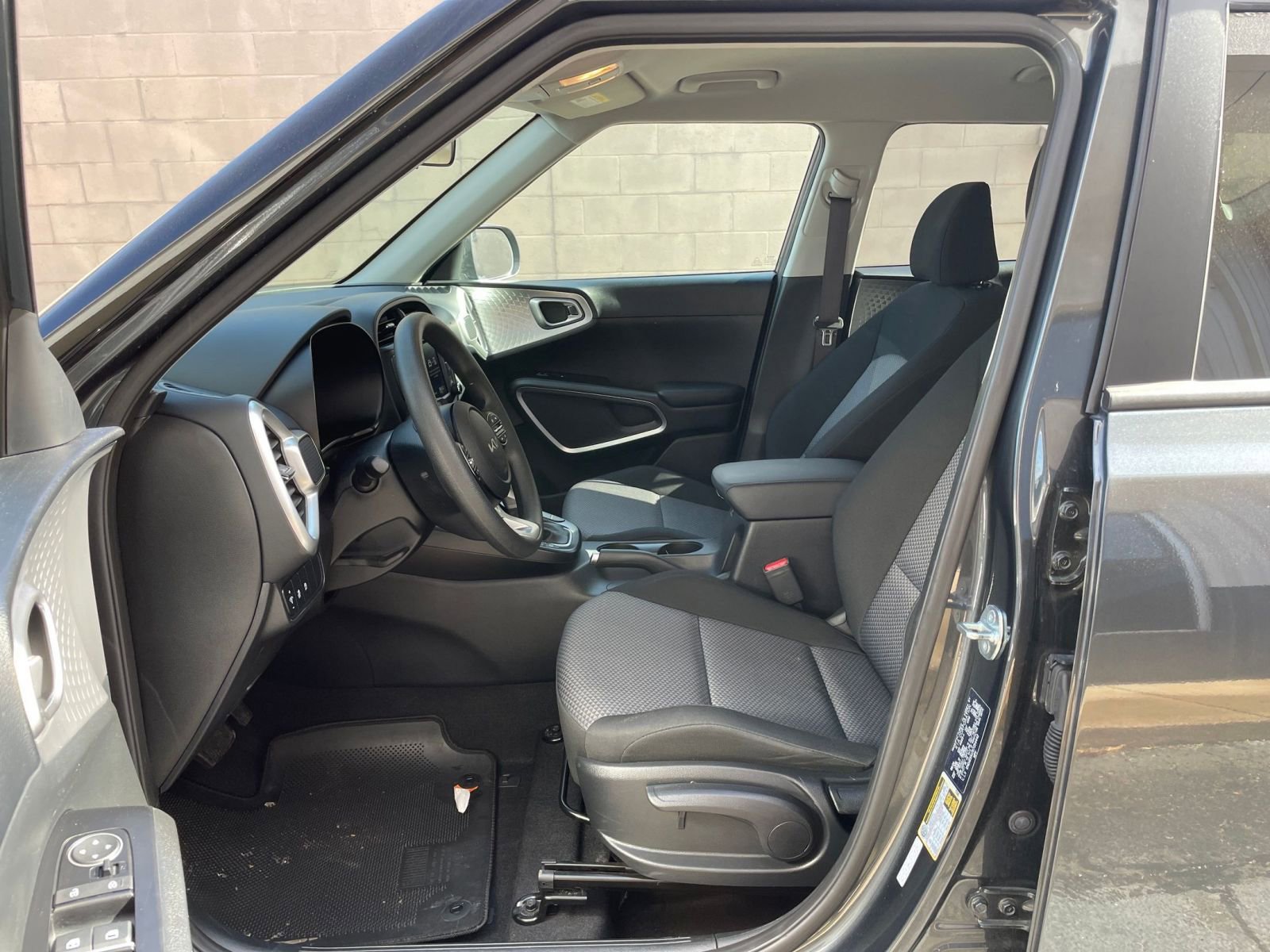 Thumbnail: 2025 Kia Soul - 24