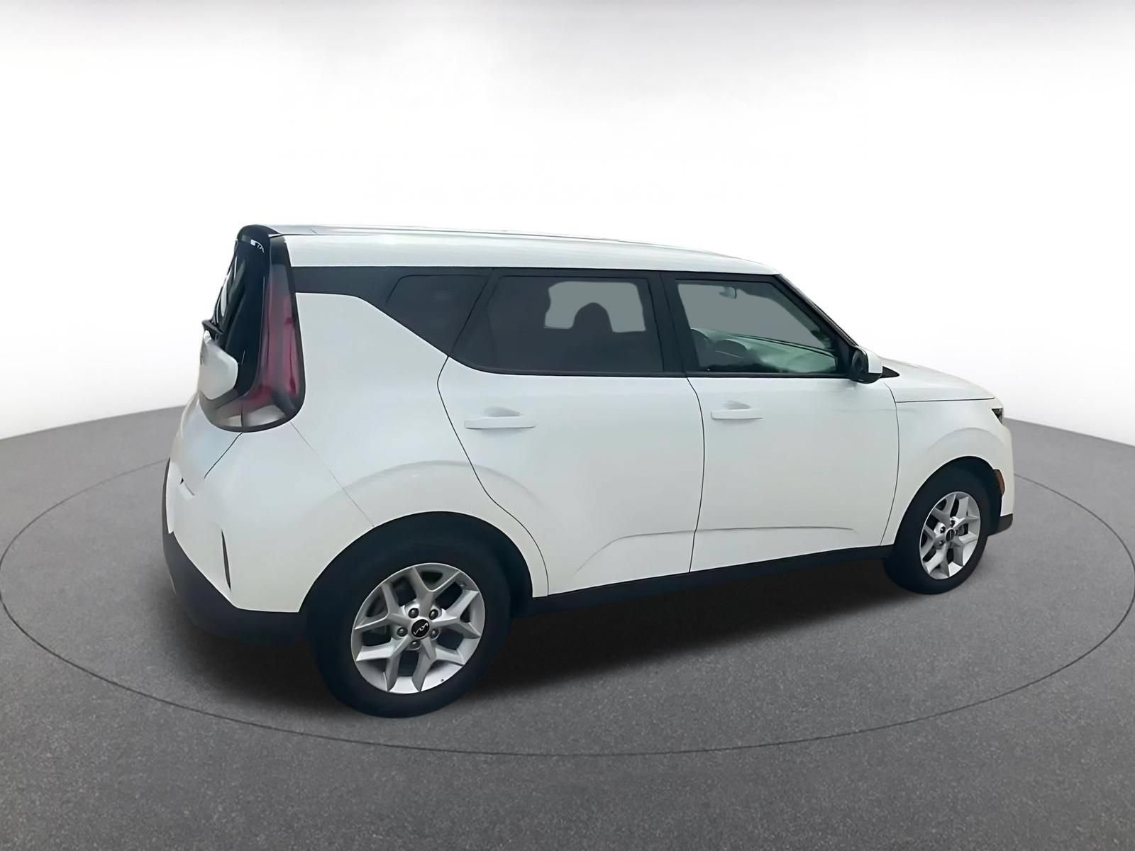 Thumbnail: 2025 Kia Soul - 15