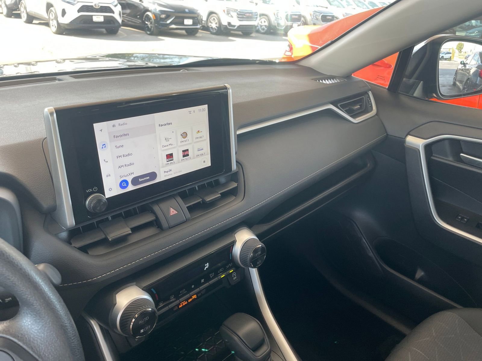 Thumbnail: 2025 Toyota RAV4 - 18