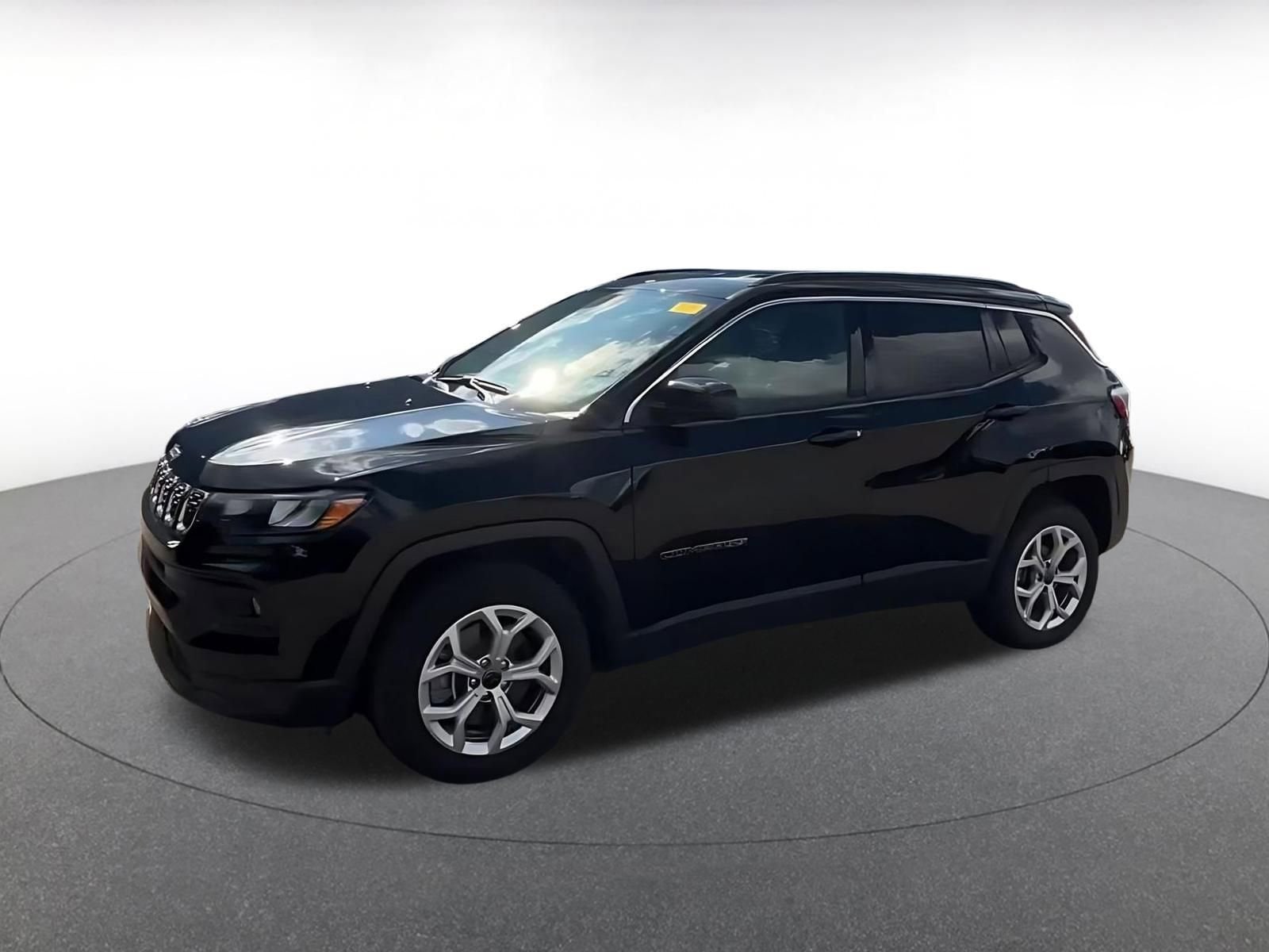 Thumbnail: 2025 Jeep Compass - 9