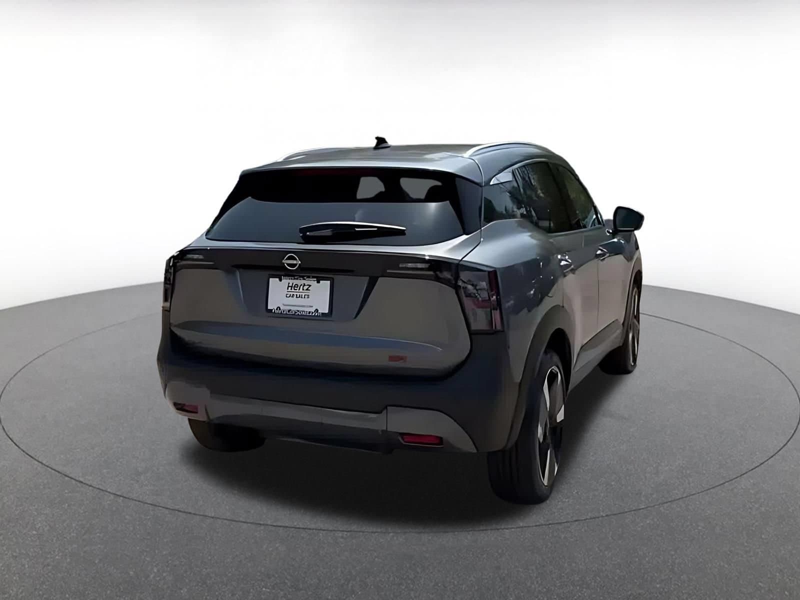 Thumbnail: 2026 Nissan Kicks - 11