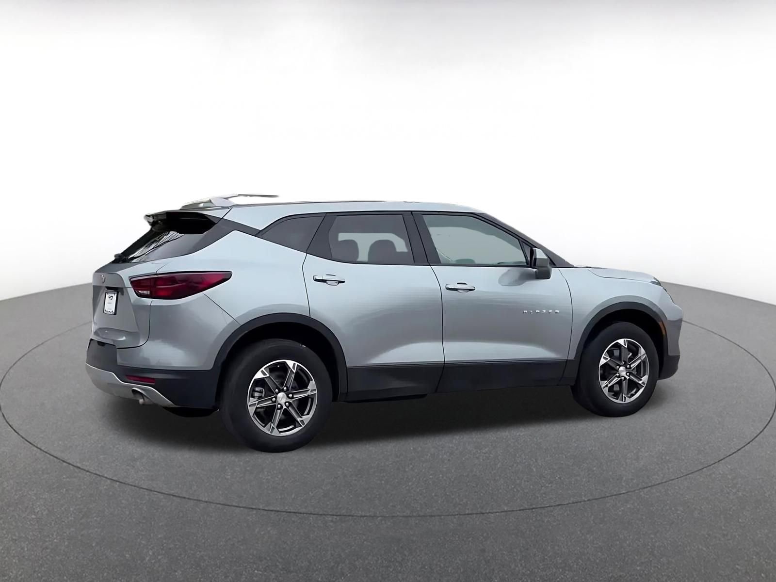 Thumbnail: 2025 Chevrolet Blazer - 15