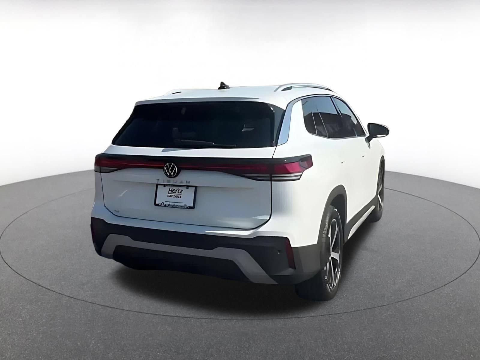 Thumbnail: 2026 Volkswagen Tiguan - 13
