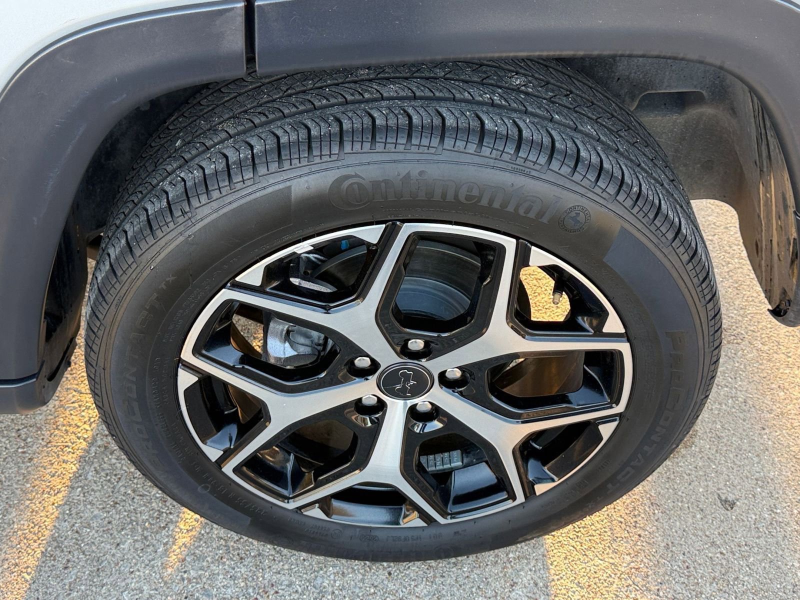 Thumbnail: 2025 Jeep Compass - 30