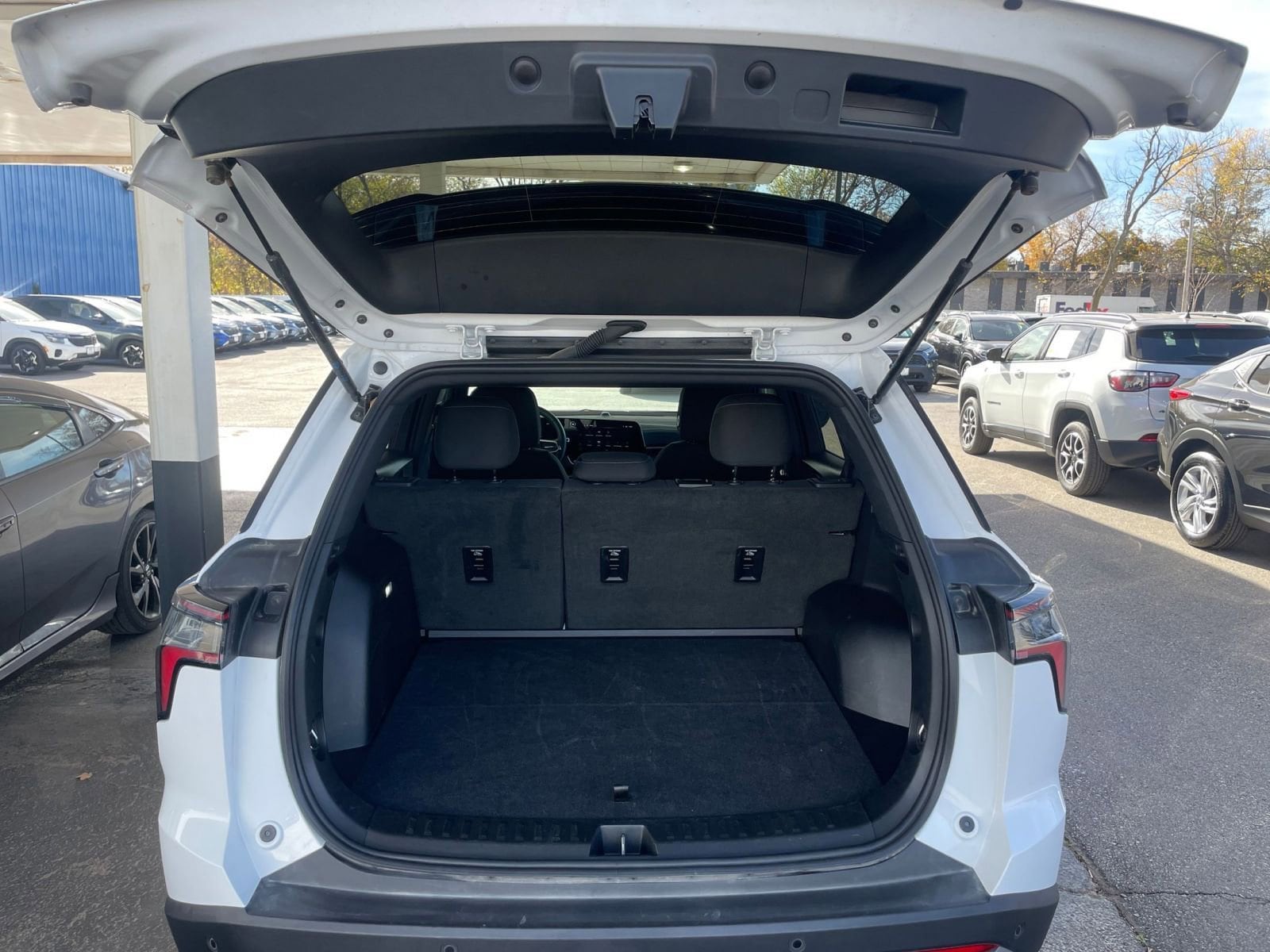 Thumbnail: 2025 Chevrolet Equinox - 30