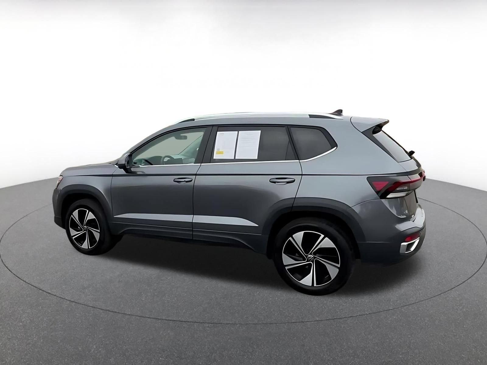 Thumbnail: 2026 Volkswagen Taos - 8