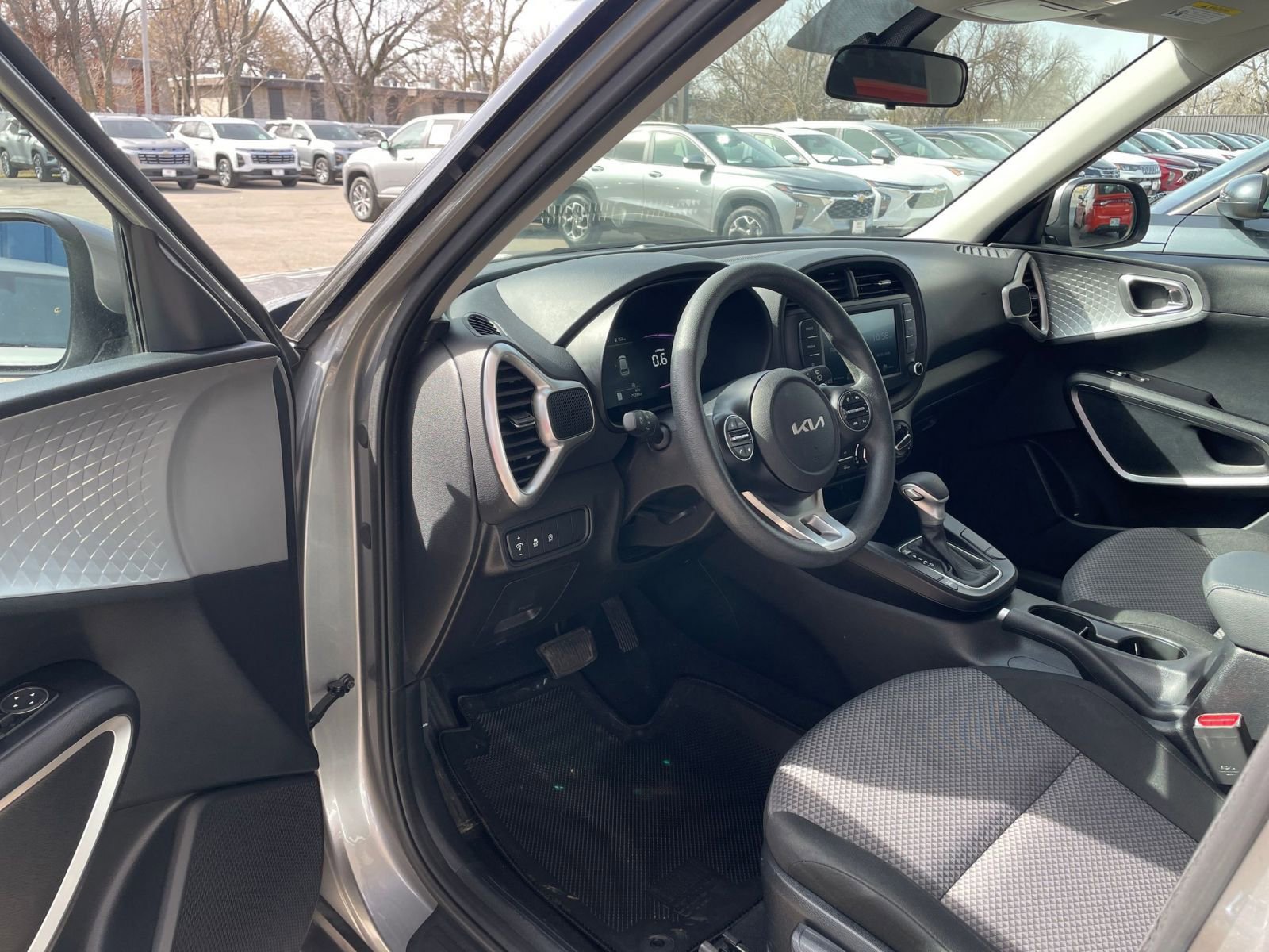 Thumbnail: 2025 Kia Soul - 32