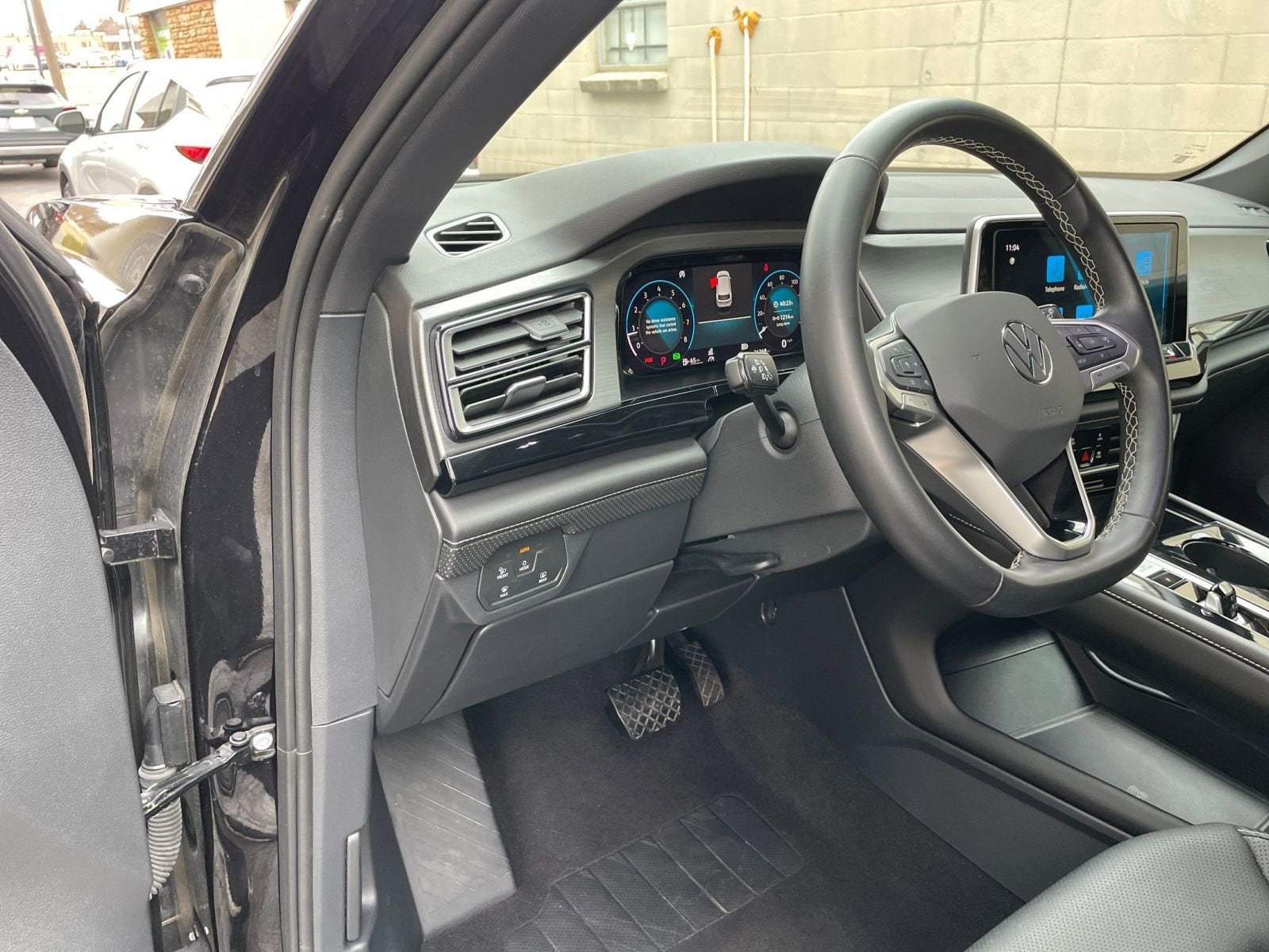 Thumbnail: 2025 Volkswagen Atlas - 34