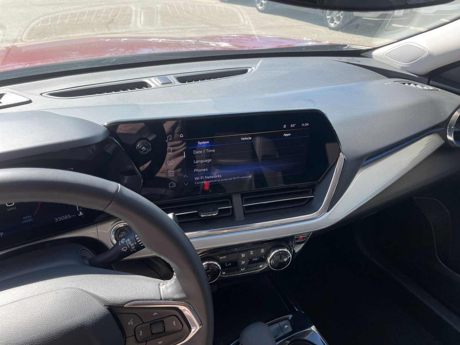 Thumbnail: 2025 Chevrolet Trax - 17