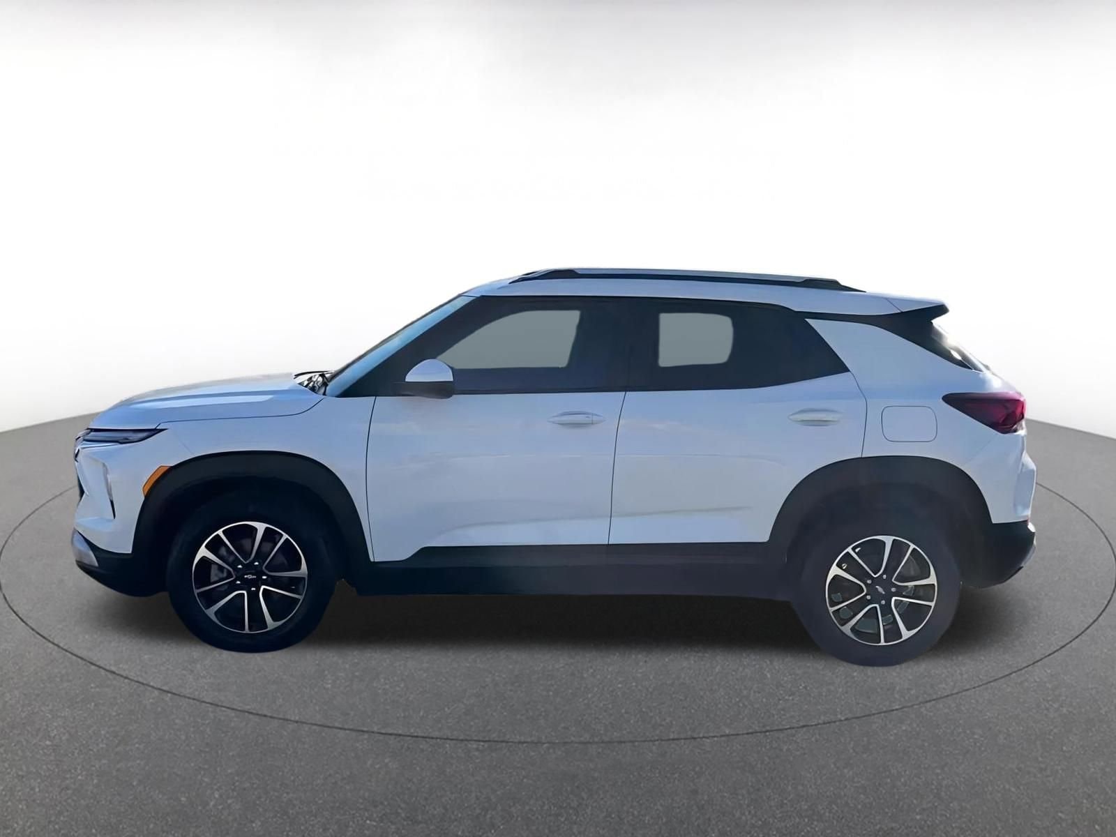 Thumbnail: 2025 Chevrolet TrailBlazer - 9