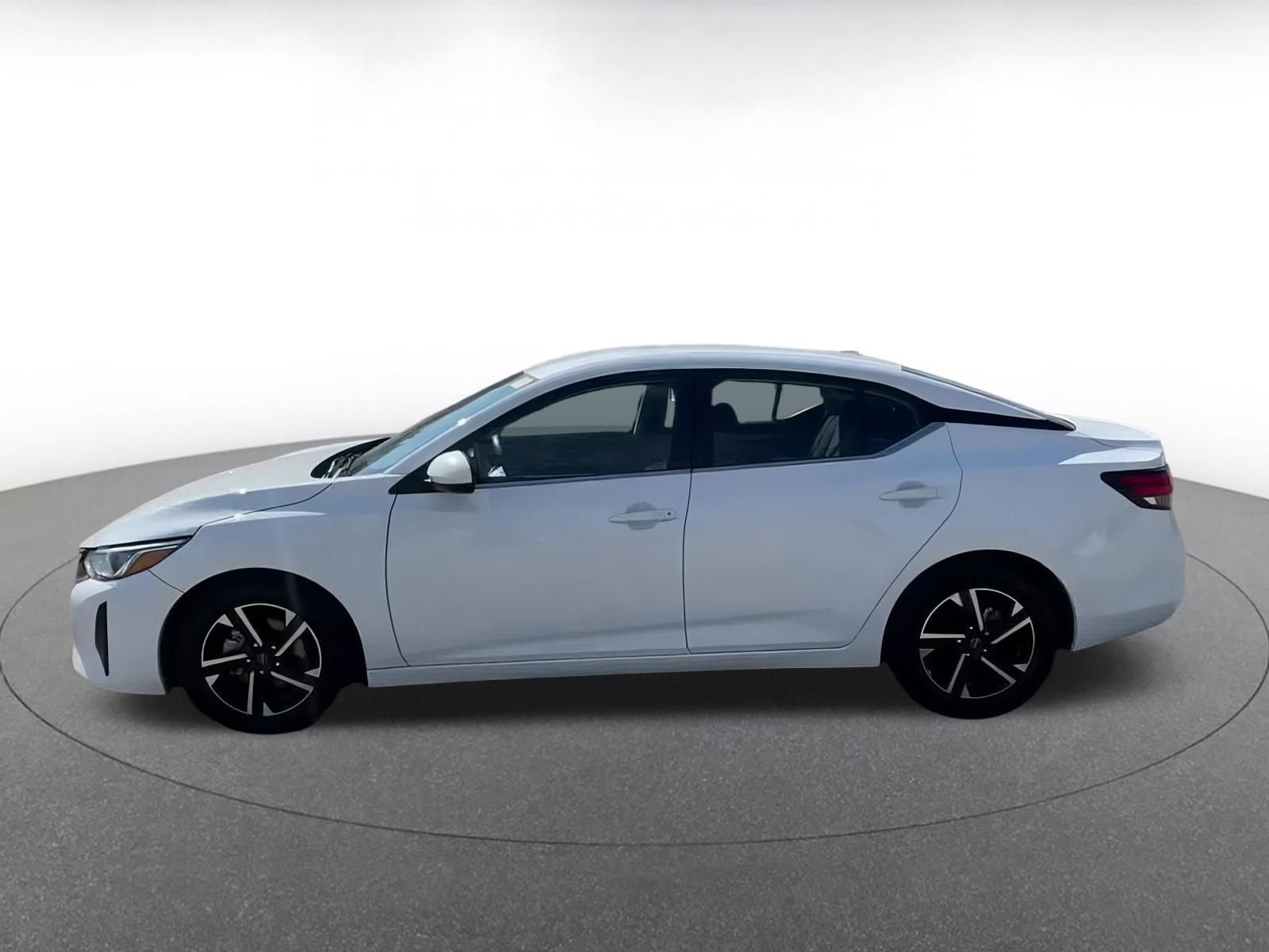 Thumbnail: 2024 Nissan Sentra - 8