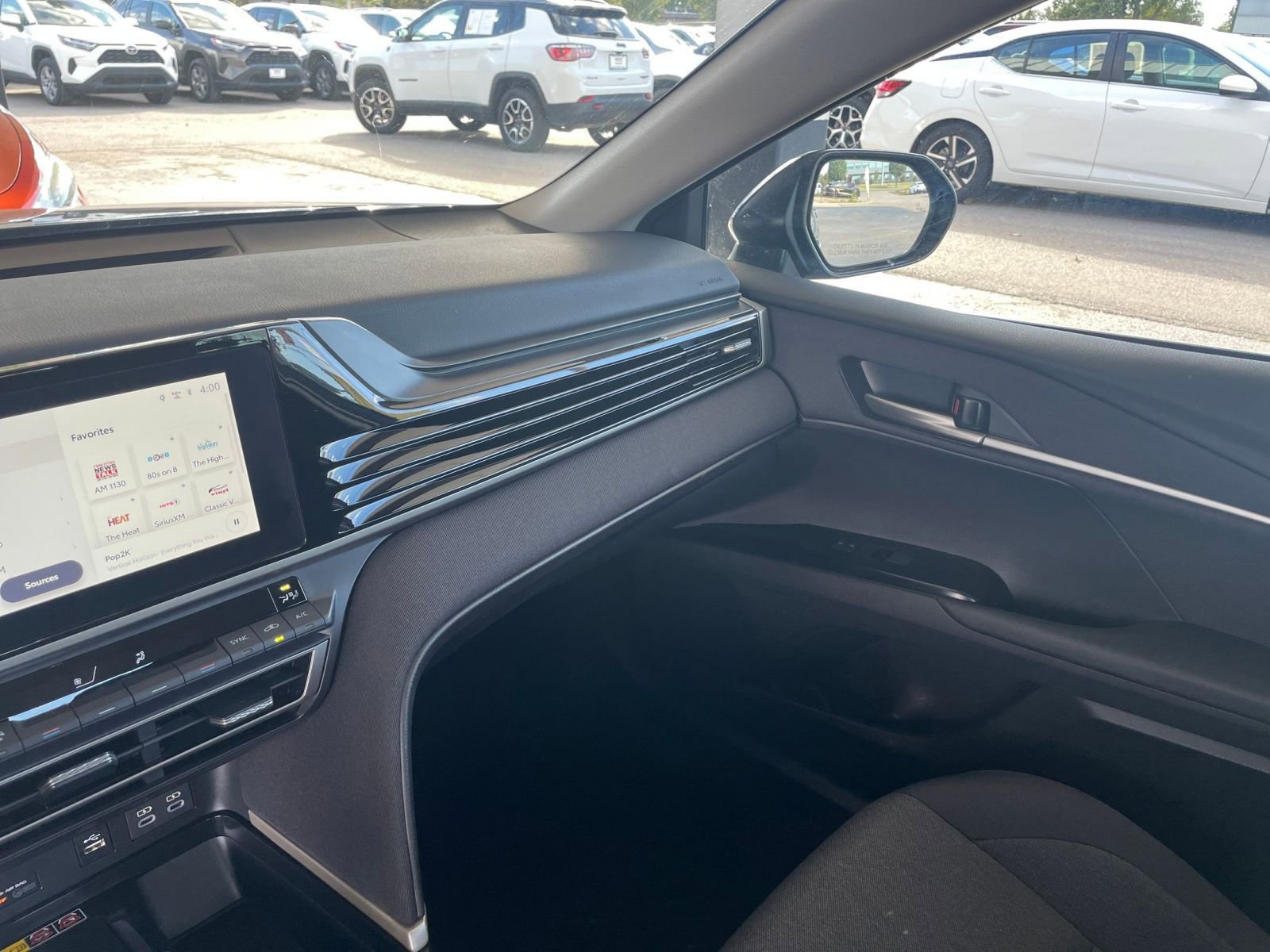 Thumbnail: 2025 Toyota Camry - 34