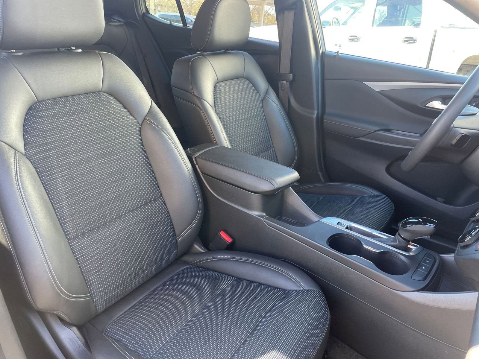 Thumbnail: 2025 Buick Envista - 34