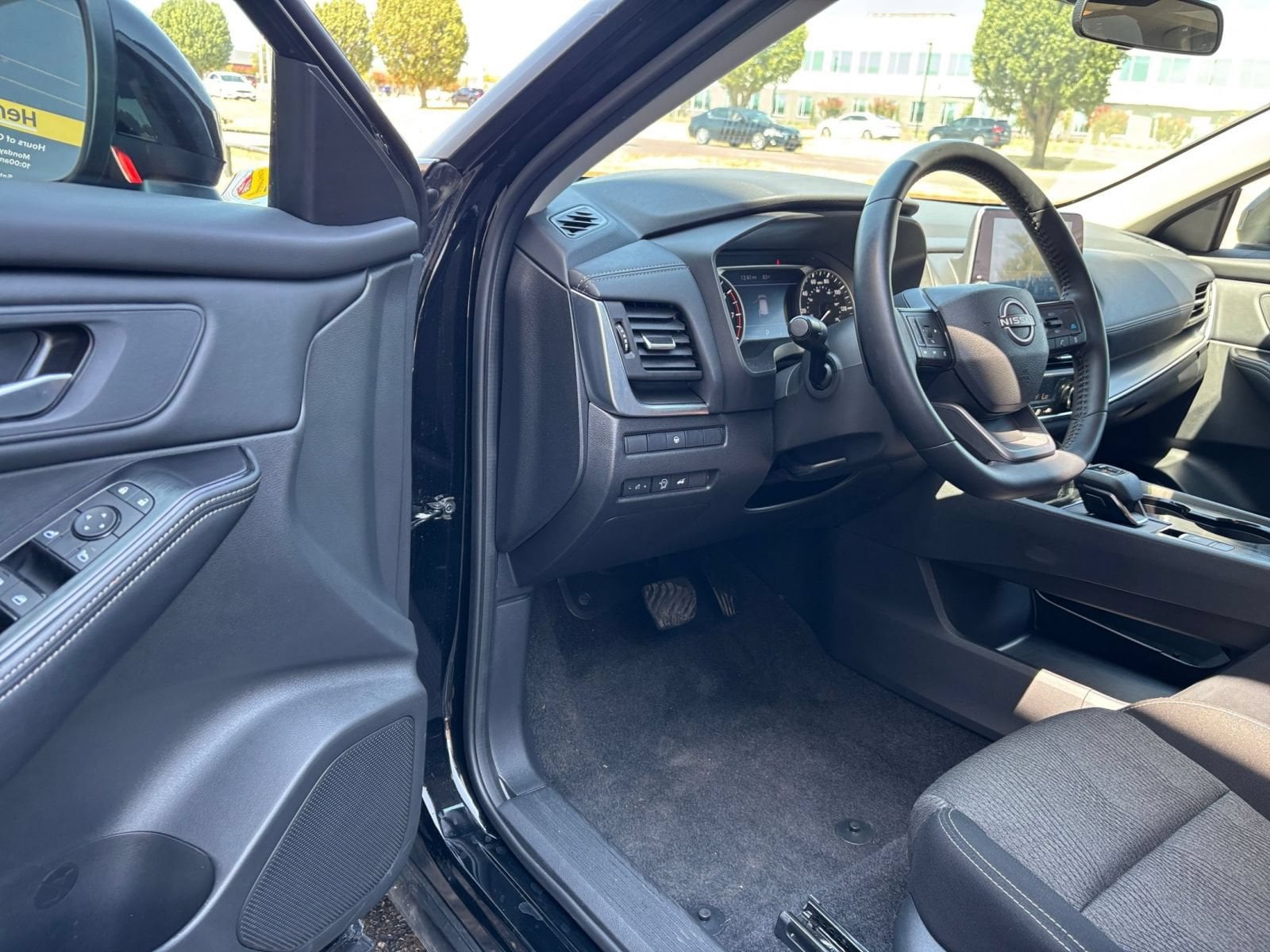 Thumbnail: 2026 Nissan Rogue - 35