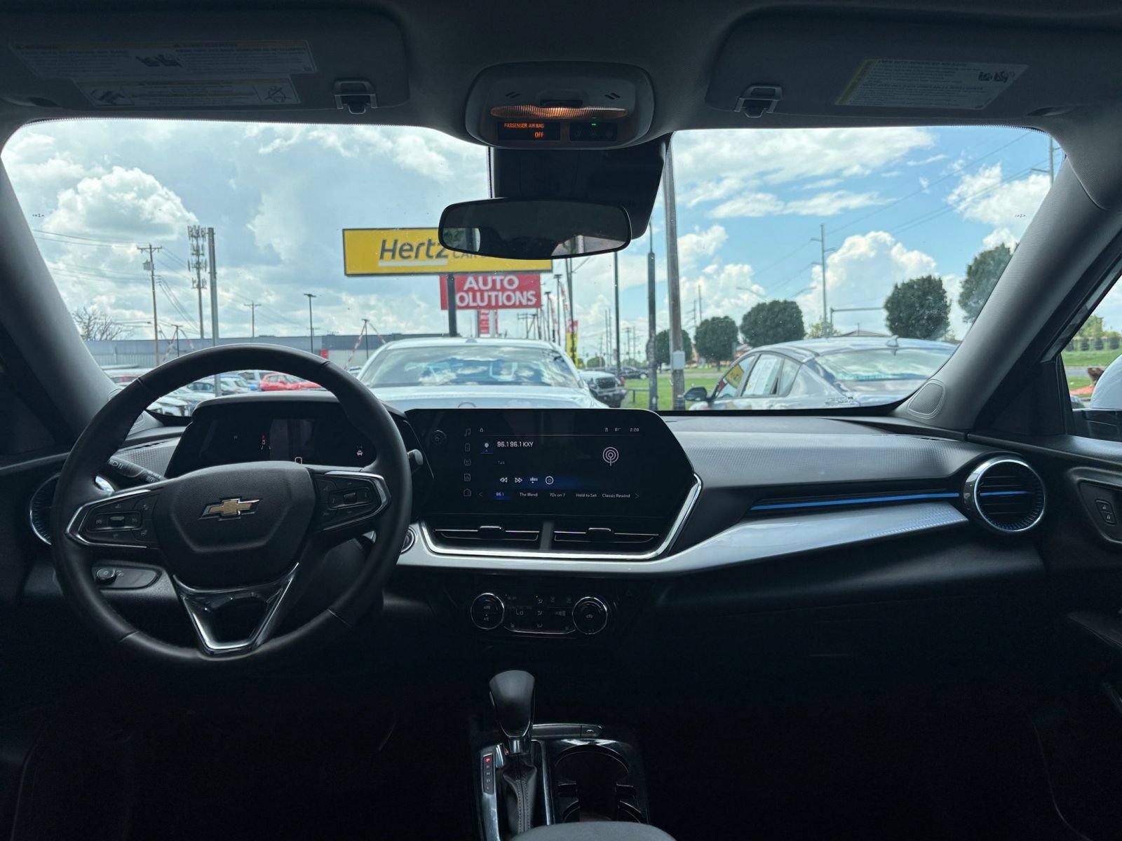 Thumbnail: 2025 Chevrolet Trax - 31