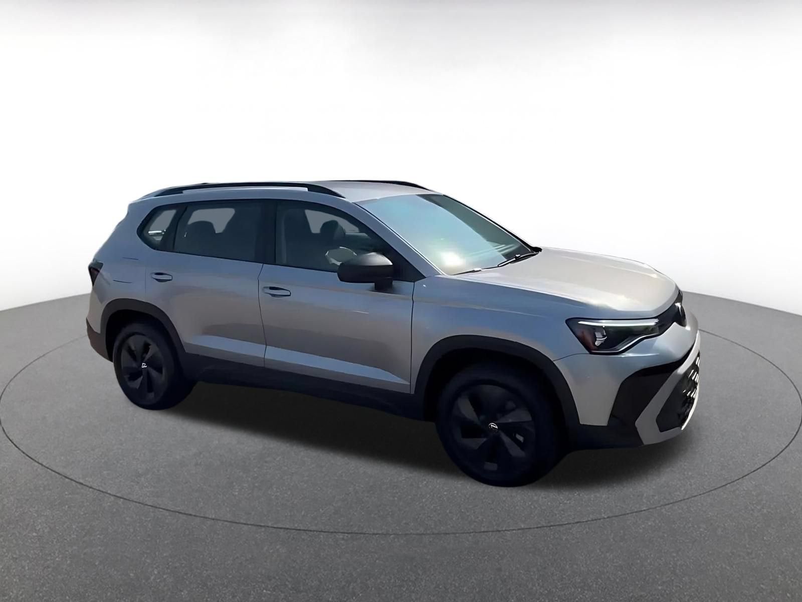 Thumbnail: 2026 Volkswagen Taos - 2