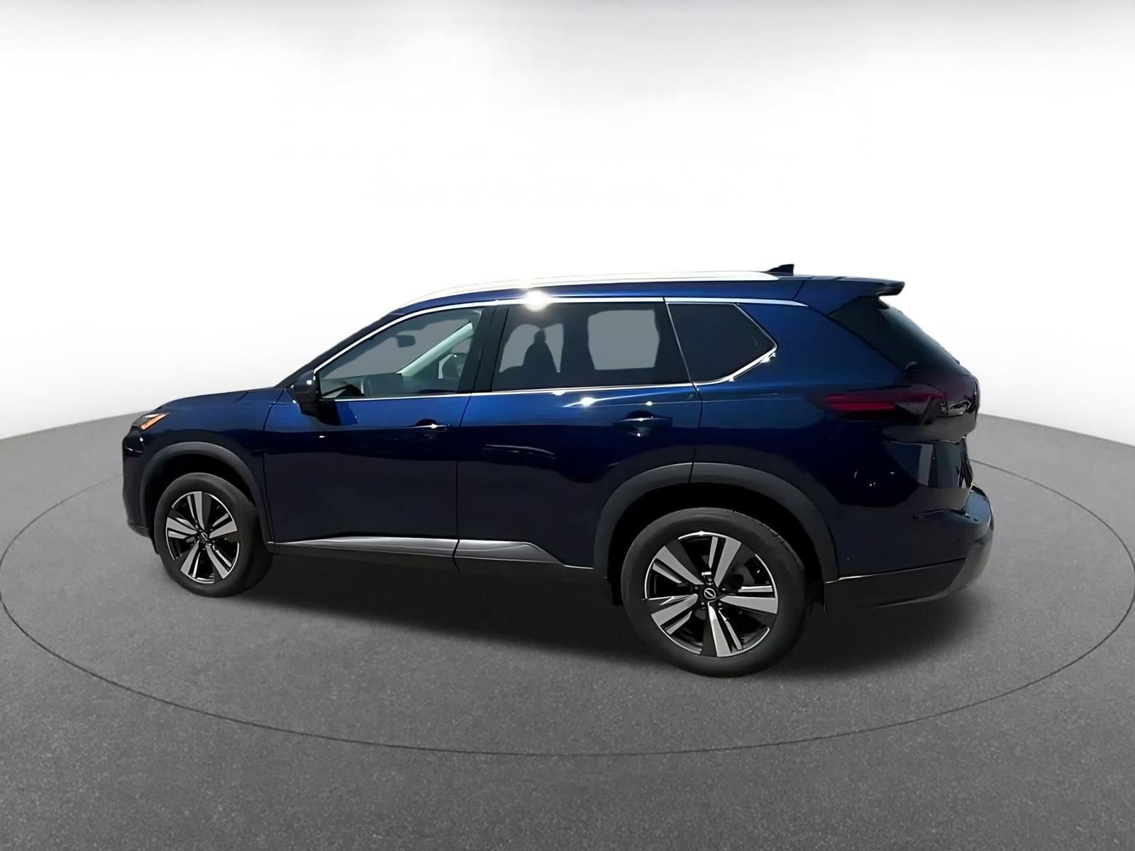 Thumbnail: 2026 Nissan Rogue - 9