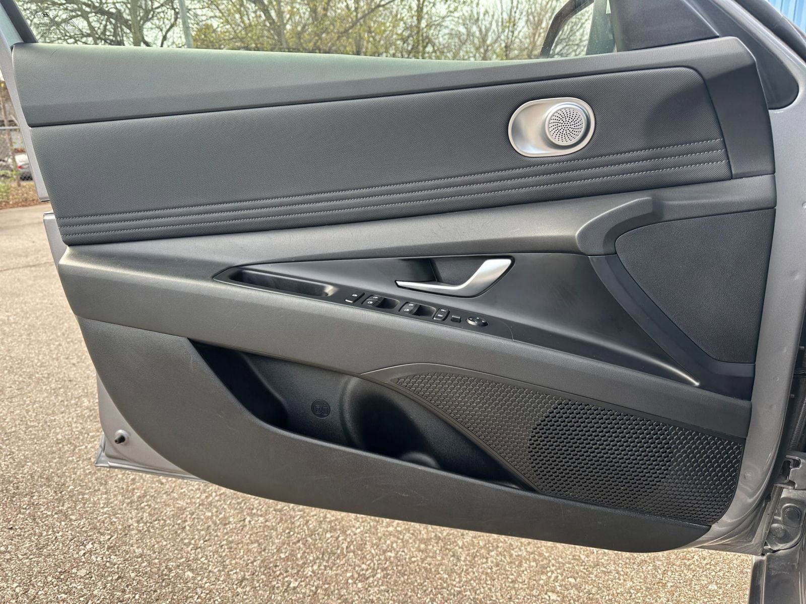 Thumbnail: 2025 Hyundai Elantra - 20