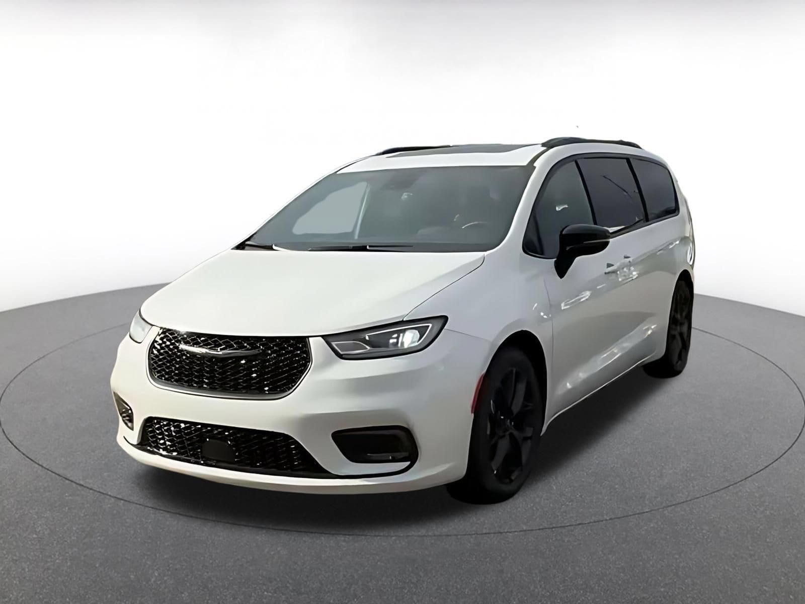 Thumbnail: 2025 Chrysler Pacifica - 6