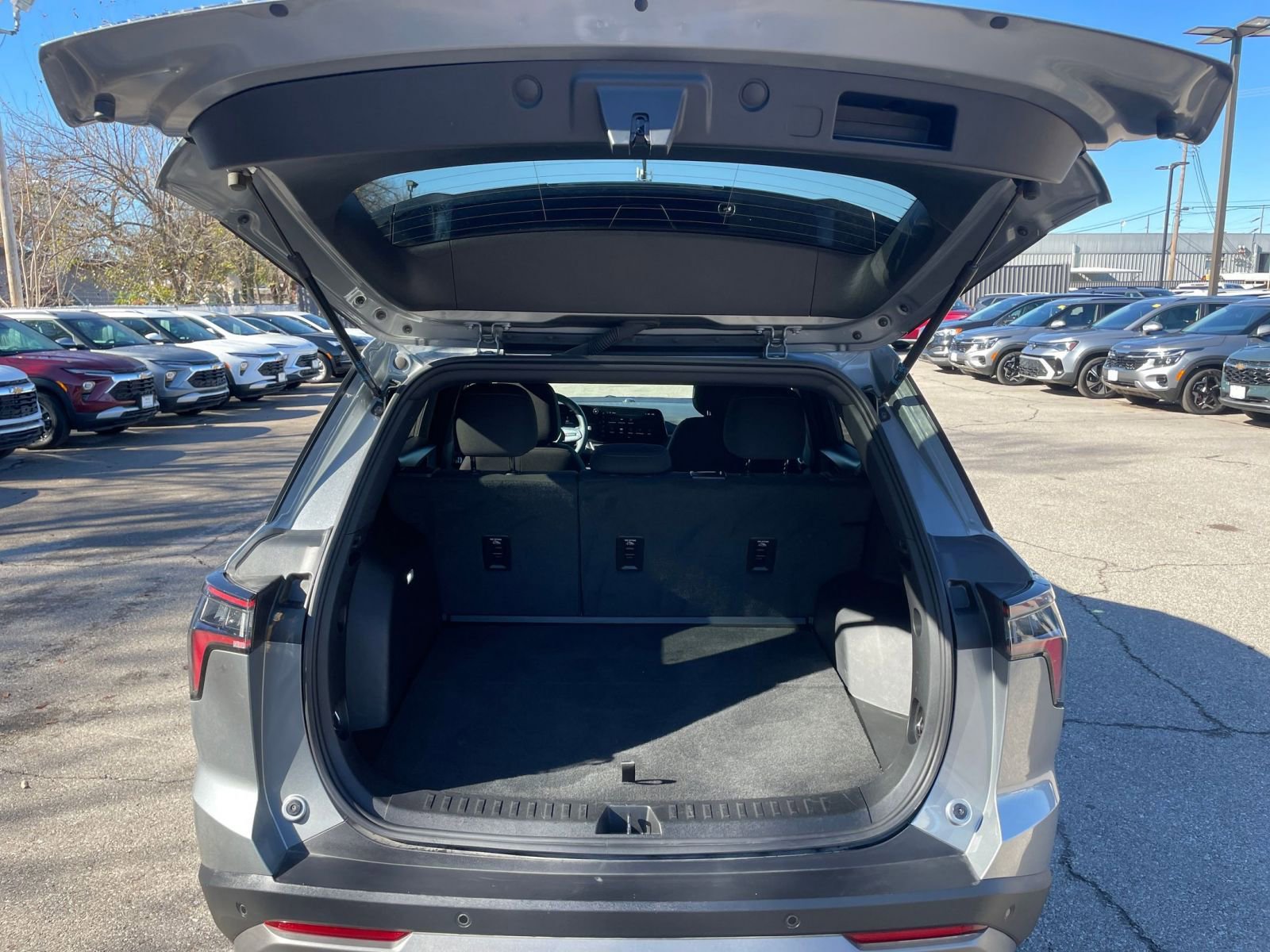 Thumbnail: 2025 Chevrolet Equinox - 30