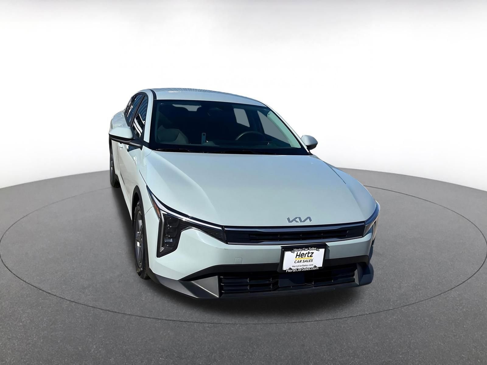 Thumbnail: 2025 Kia K4 - 1