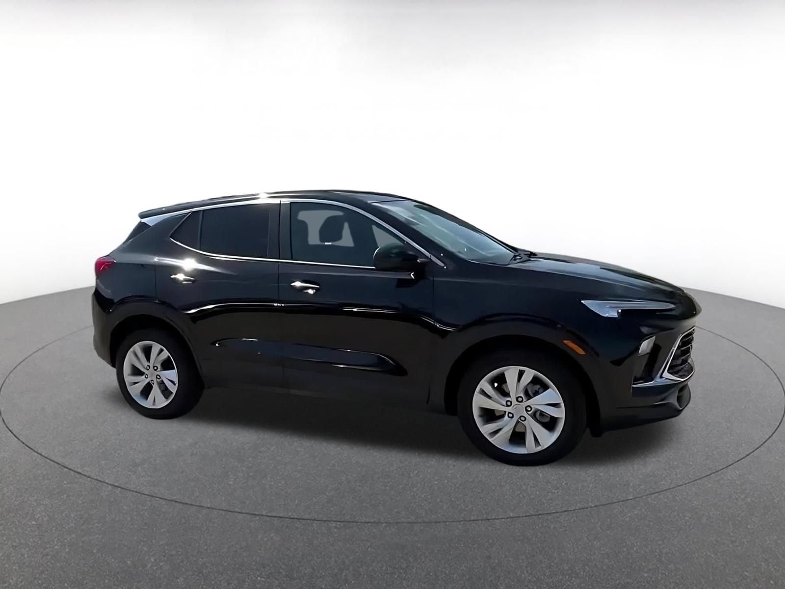 Thumbnail: 2025 Buick Encore GX - 2