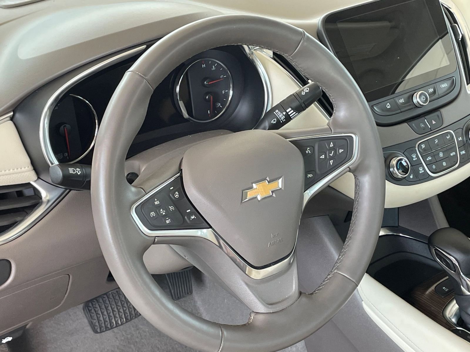Thumbnail: 2024 Chevrolet Malibu - 28