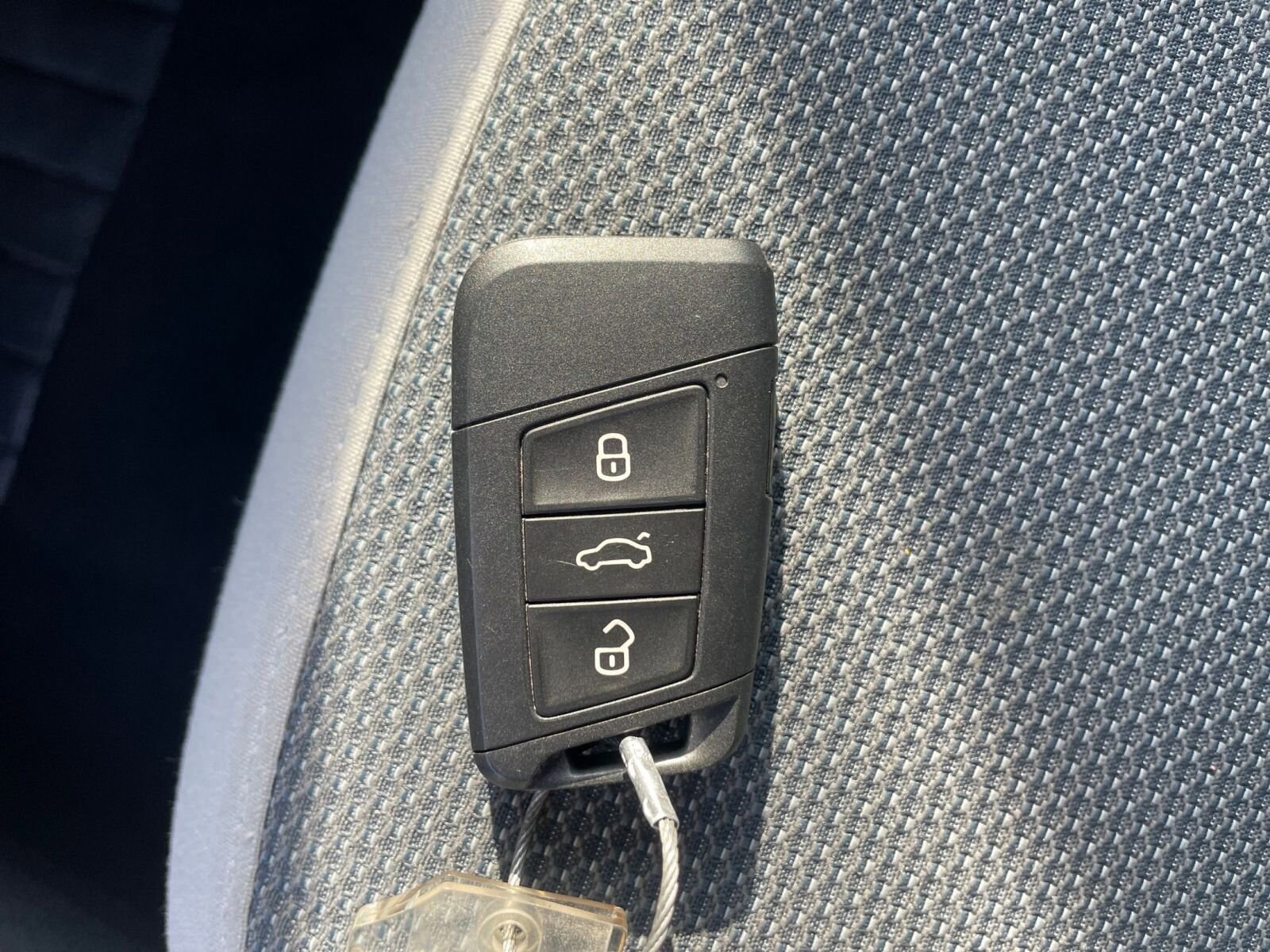 Thumbnail: 2025 Volkswagen Taos - 22