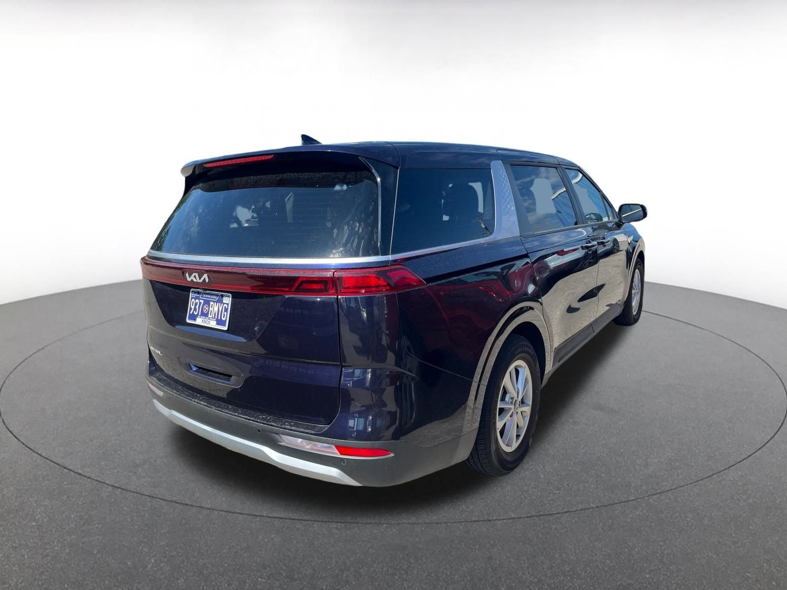 Thumbnail: 2024 Kia Carnival - 4