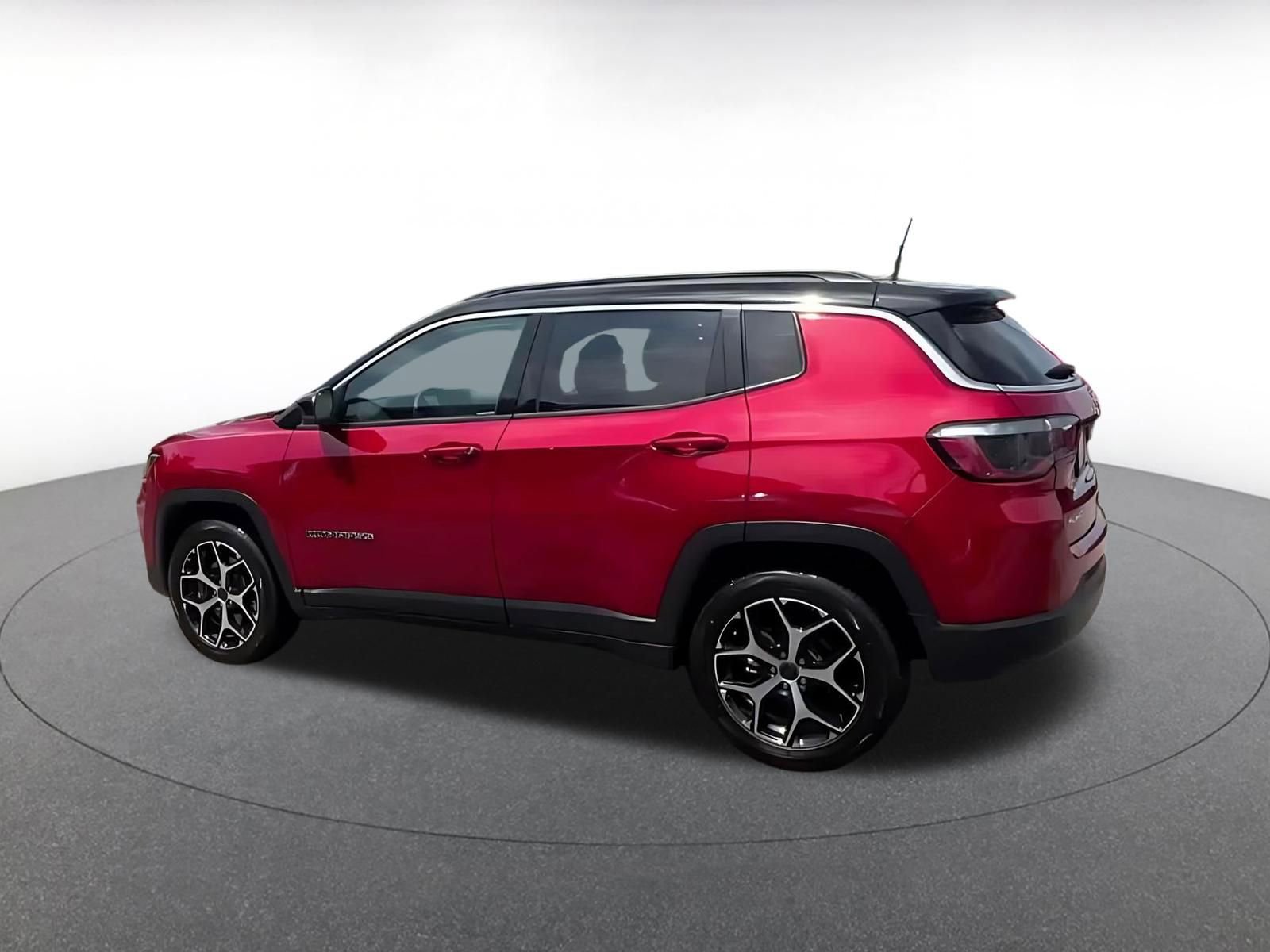 Thumbnail: 2025 Jeep Compass - 8