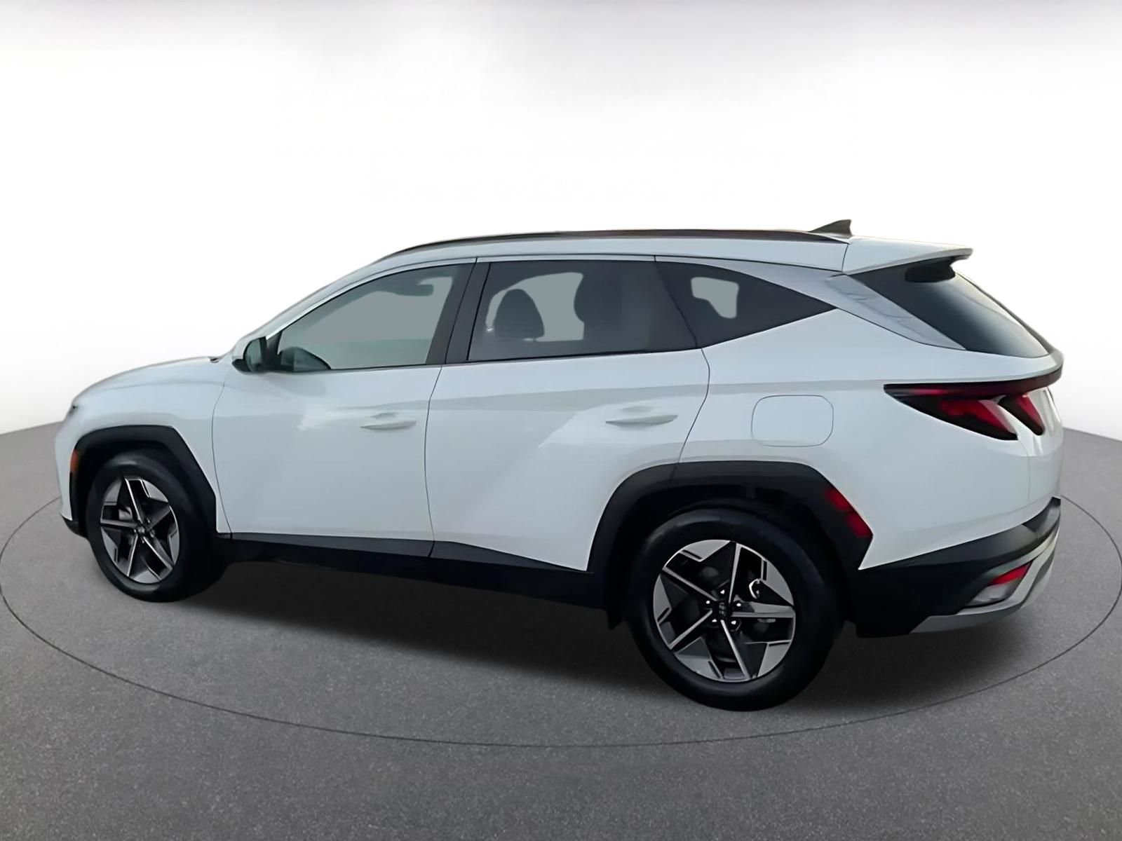 Thumbnail: 2025 Hyundai Tucson - 10