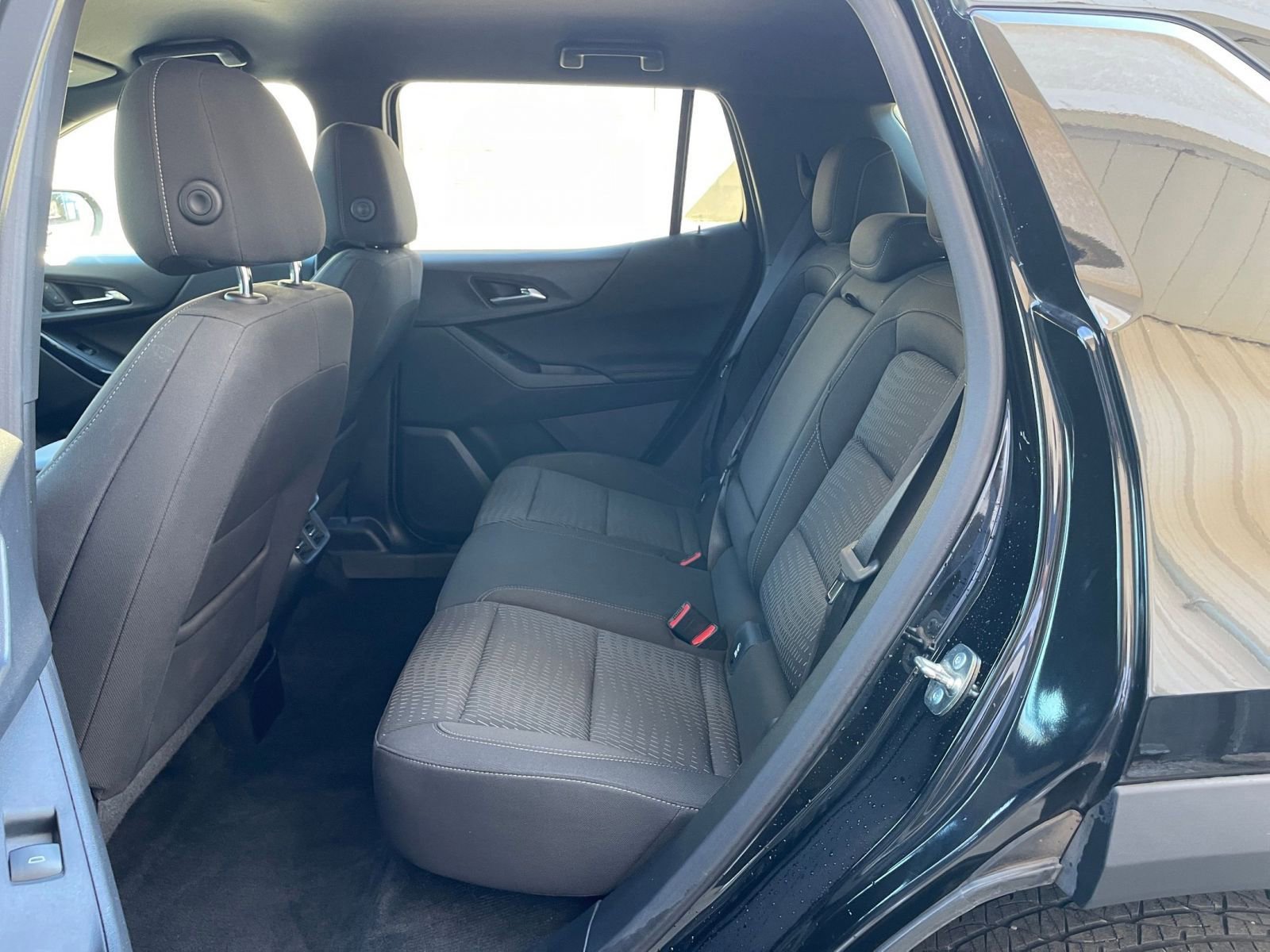 Thumbnail: 2025 Chevrolet Equinox - 25