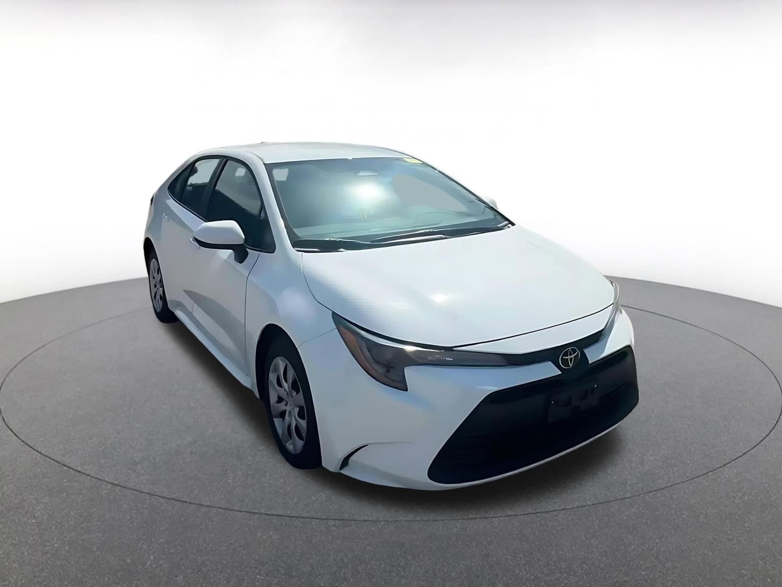 Thumbnail: 2025 Toyota Corolla - 3