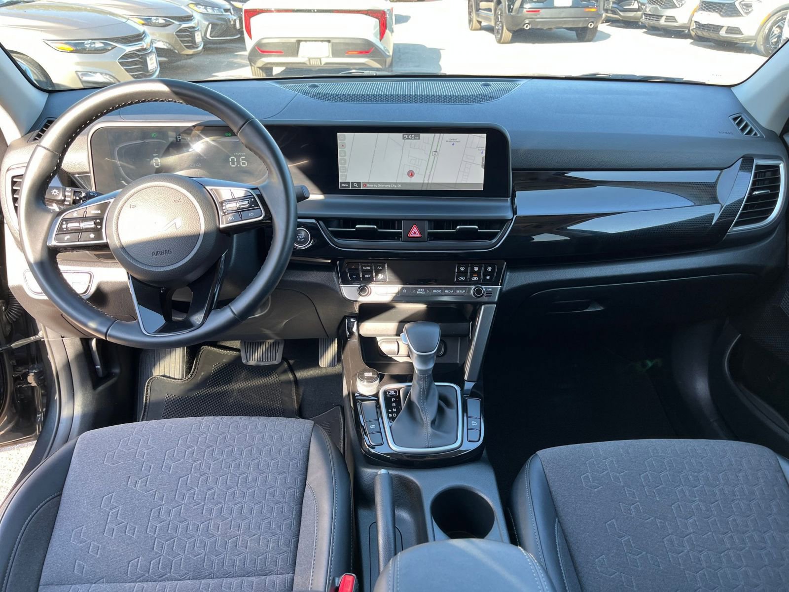 Thumbnail: 2025 Kia Seltos - 32