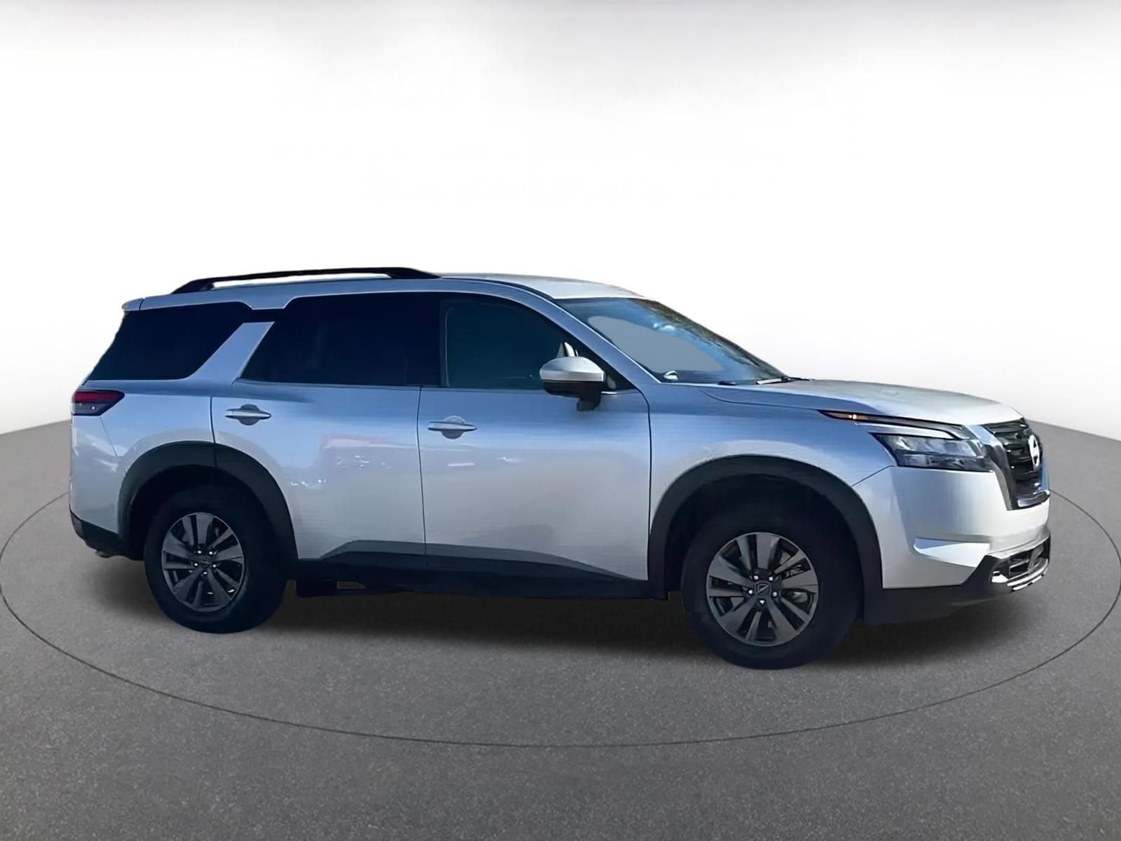 Thumbnail: 2025 Nissan Pathfinder - 8