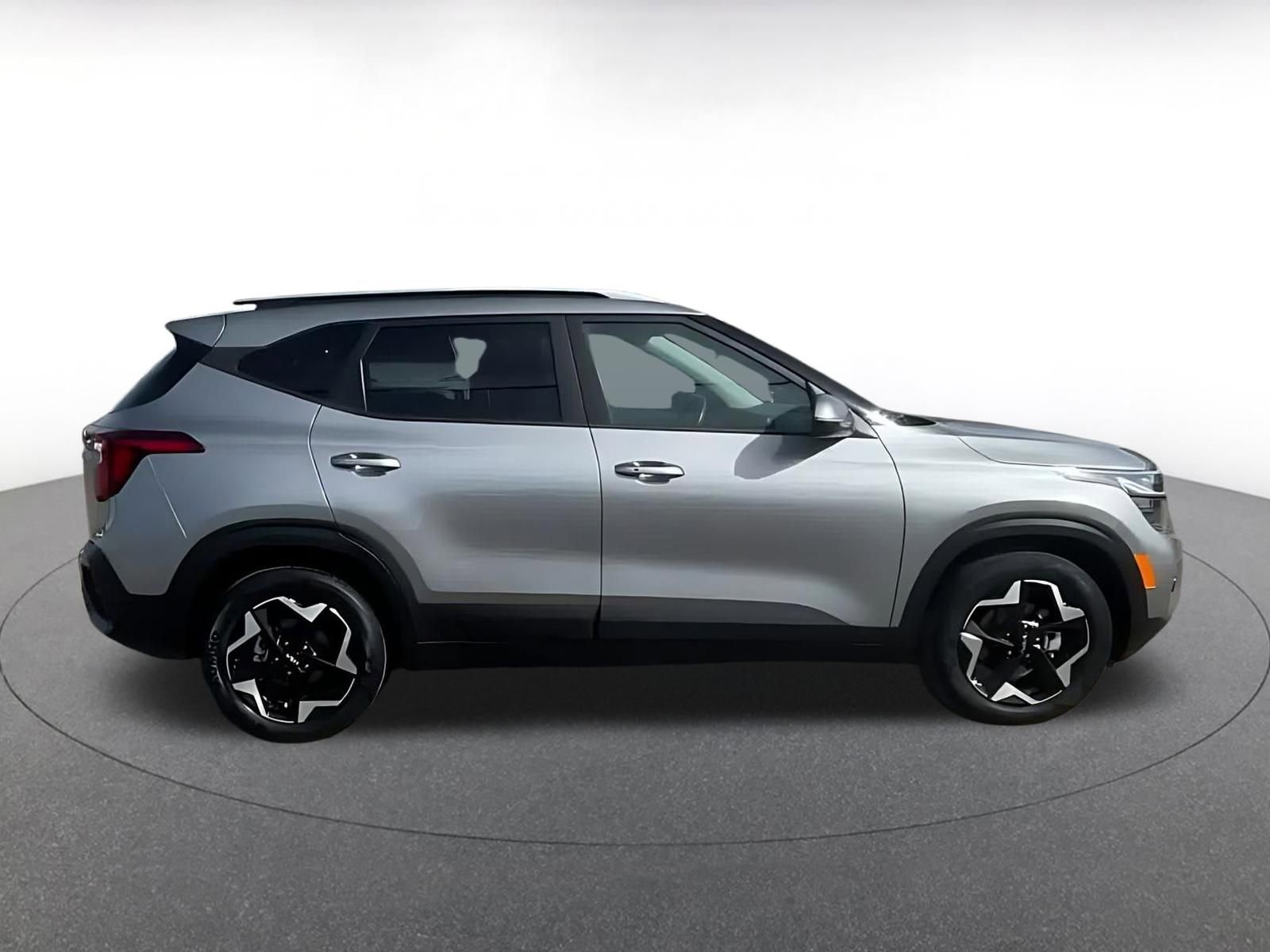 Thumbnail: 2025 Kia Seltos - 16