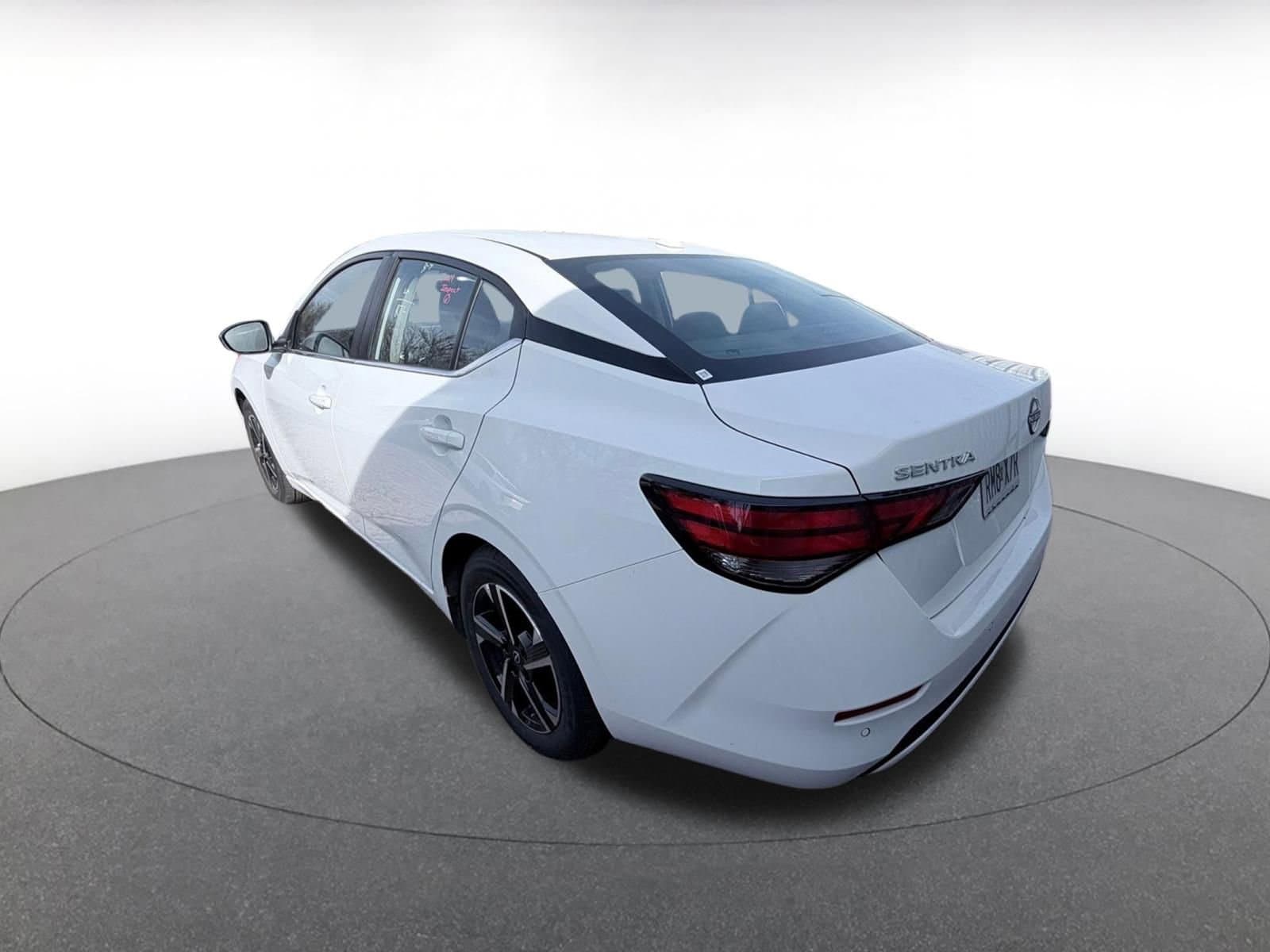 Thumbnail: 2025 Nissan Sentra - 3