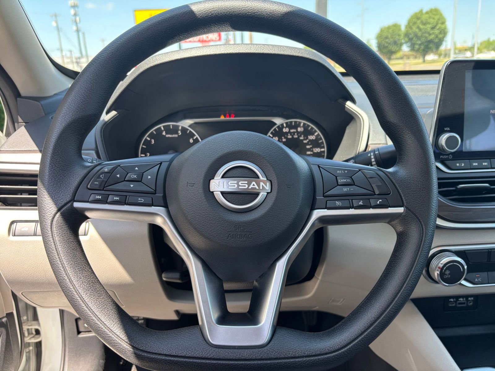 Thumbnail: 2025 Nissan Altima - 28