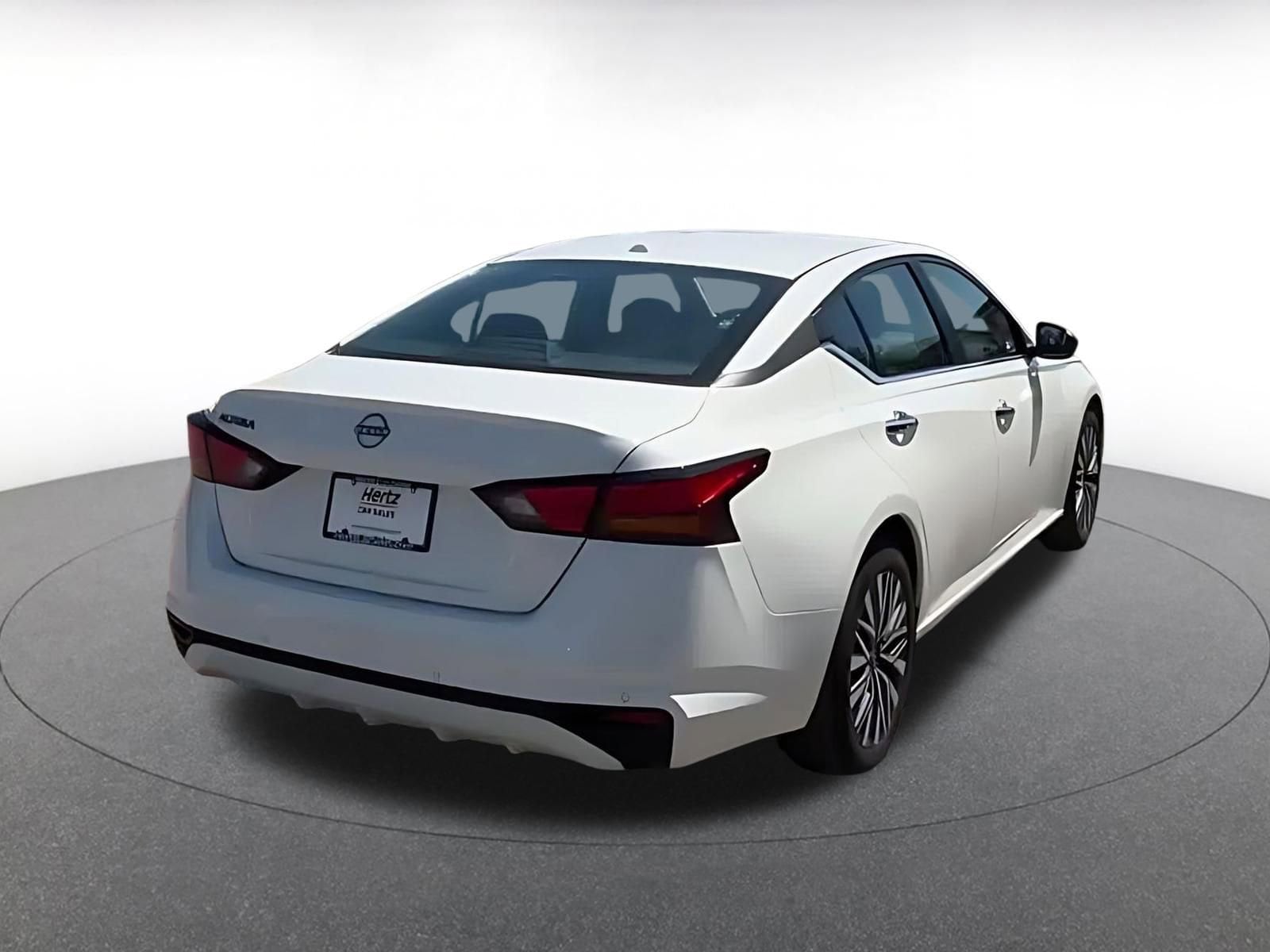 Thumbnail: 2025 Nissan Altima - 14