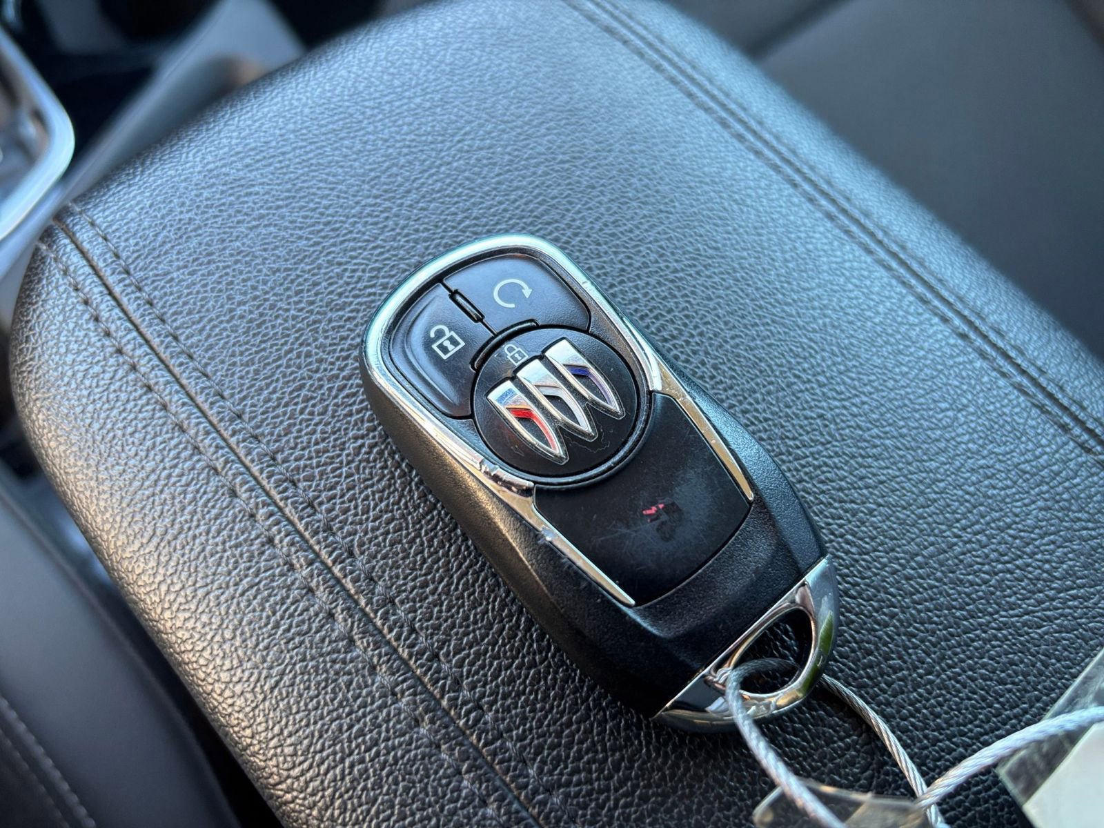 Thumbnail: 2025 Buick Encore GX - 21