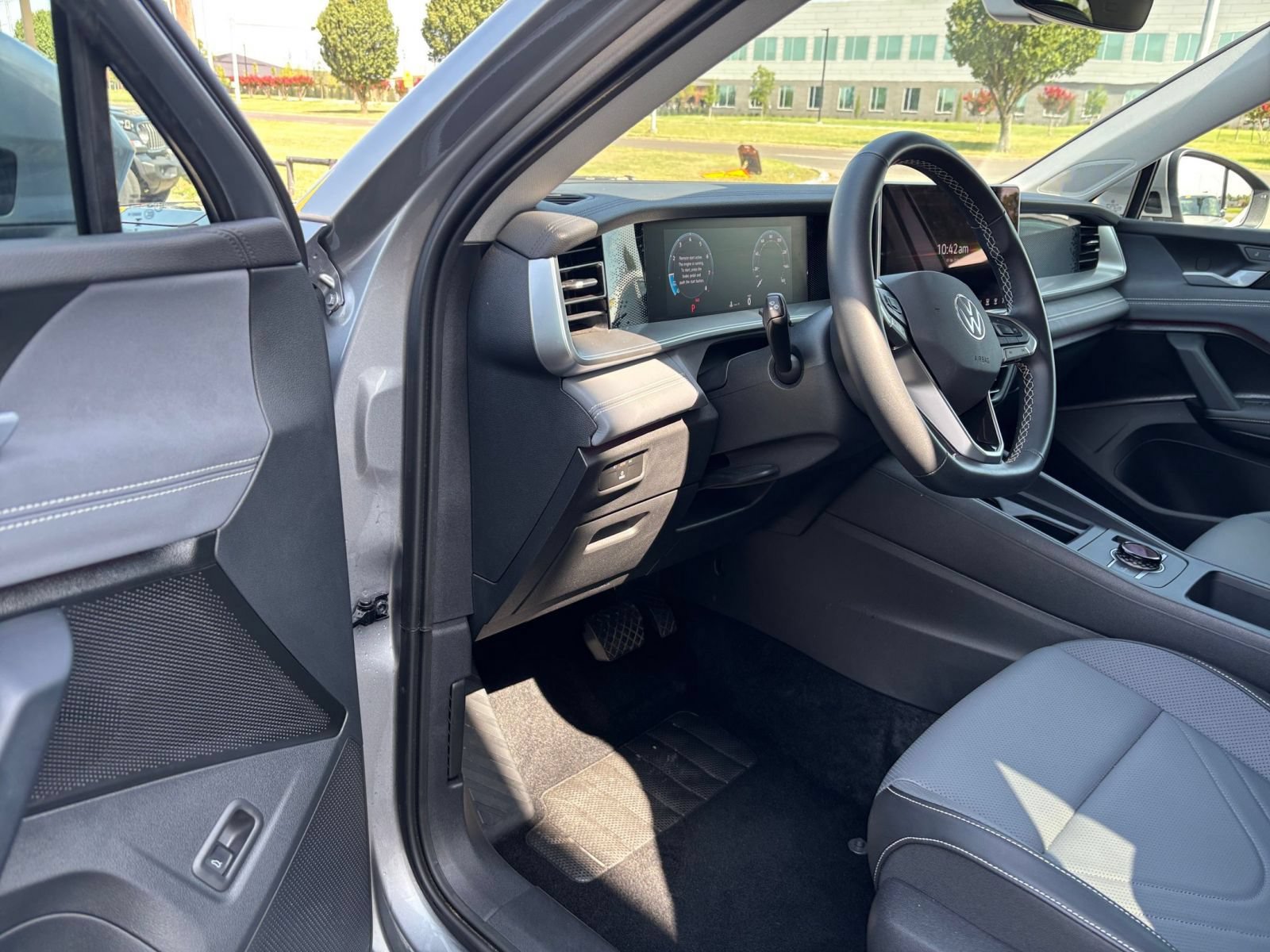 Thumbnail: 2026 Volkswagen Tiguan - 31