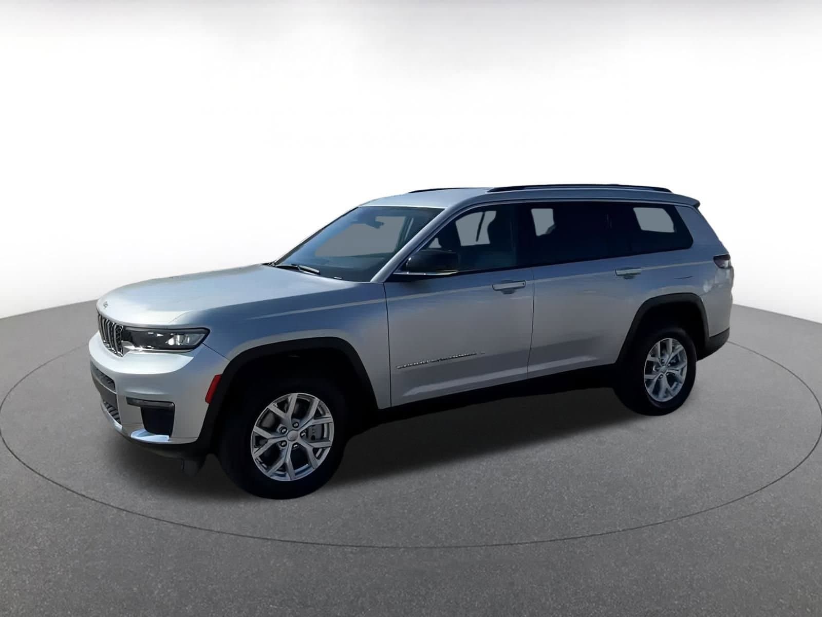 Thumbnail: 2023 Jeep Grand Cherokee - 7