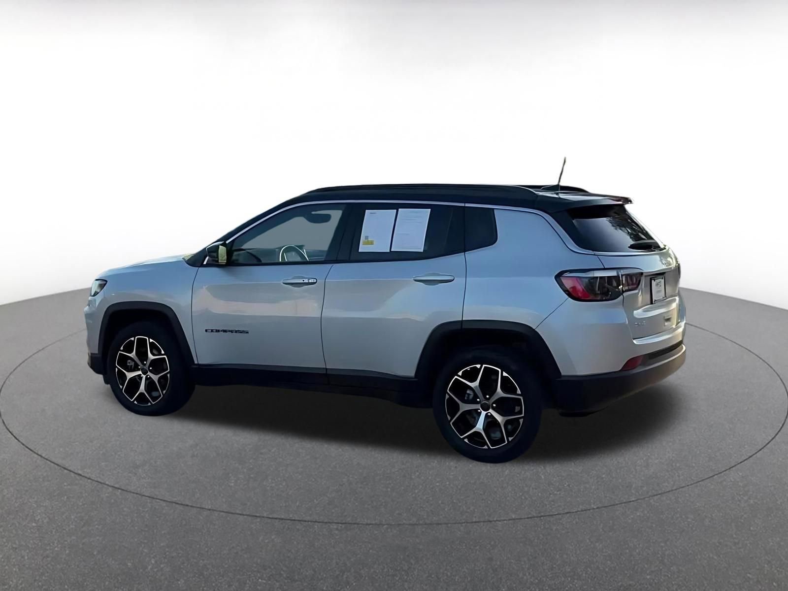 Thumbnail: 2025 Jeep Compass - 10