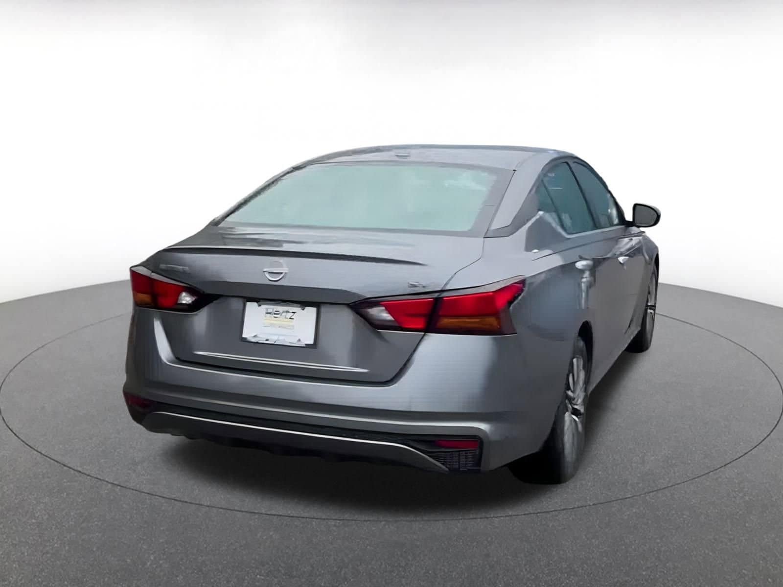 Thumbnail: 2024 Nissan Altima - 10