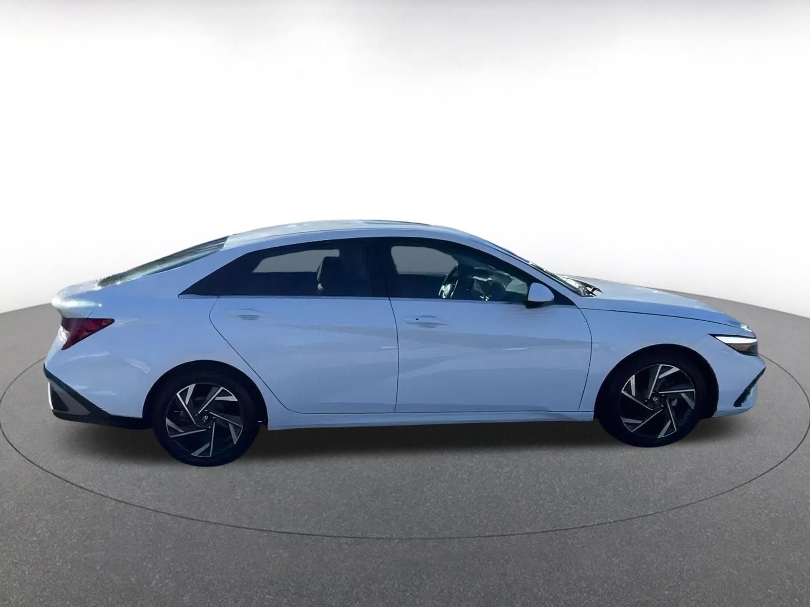 Thumbnail: 2025 Hyundai Elantra - 14