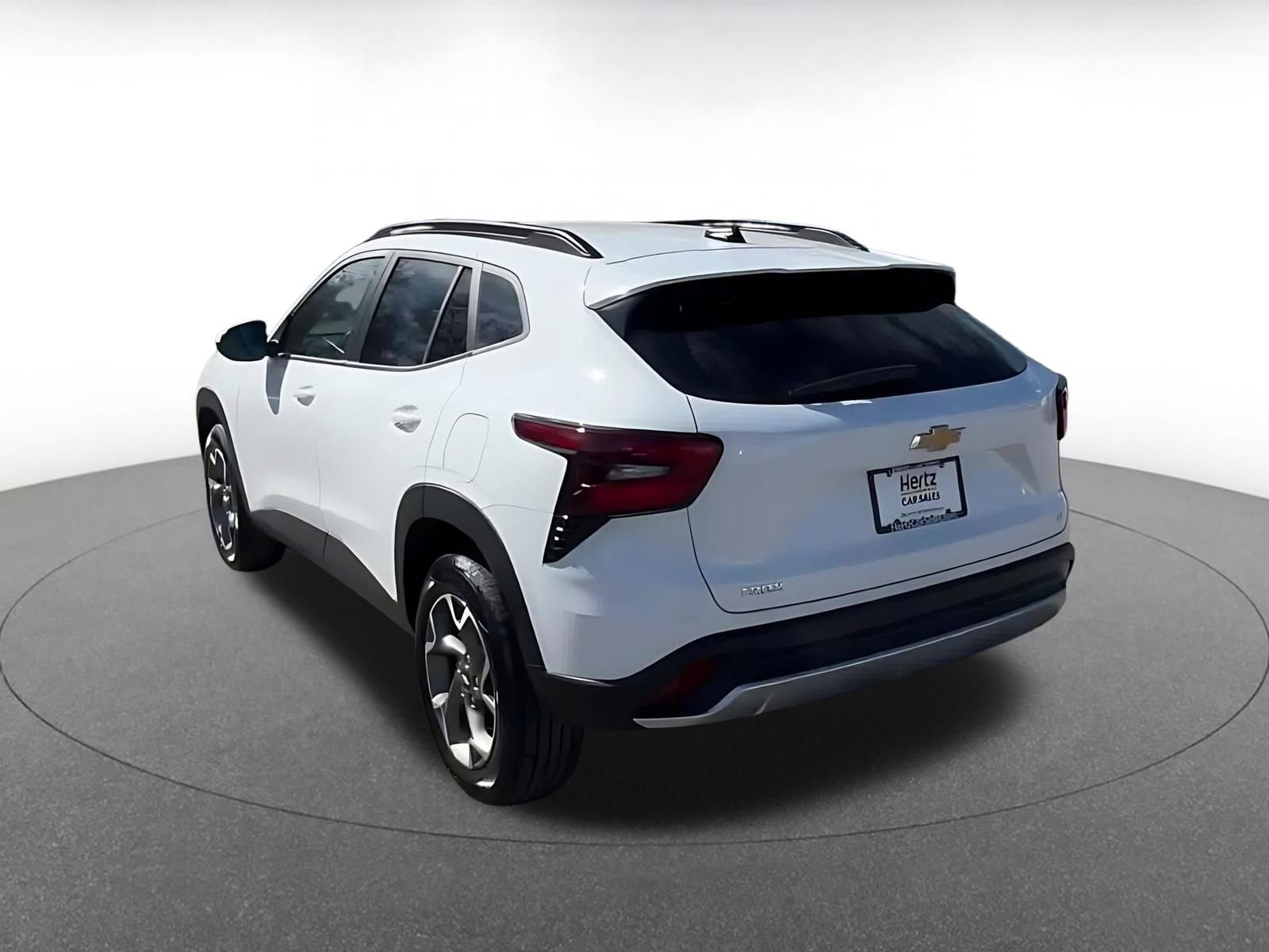 Thumbnail: 2025 Chevrolet Trax - 11