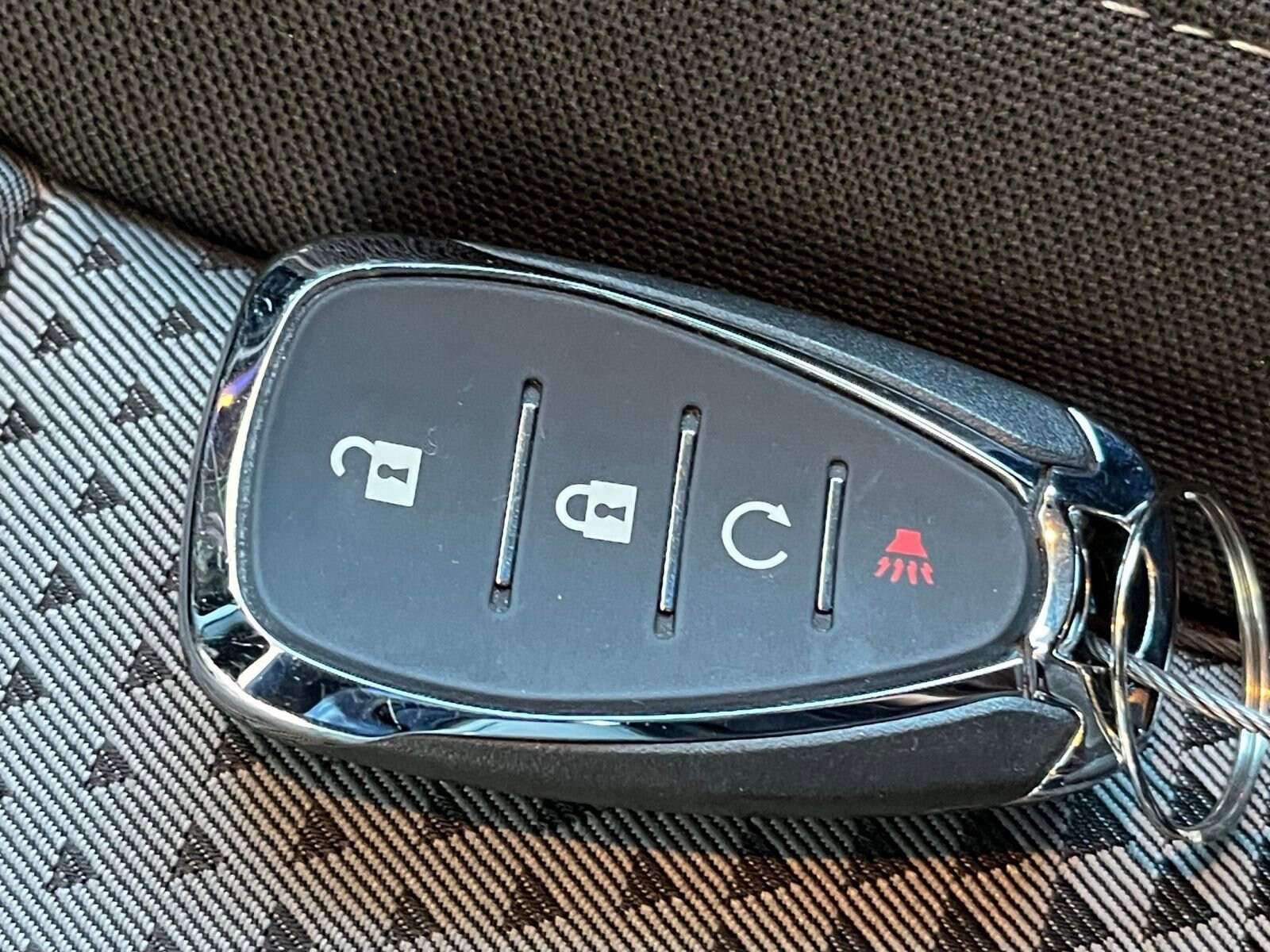 Thumbnail: 2025 Chevrolet Trax - 22