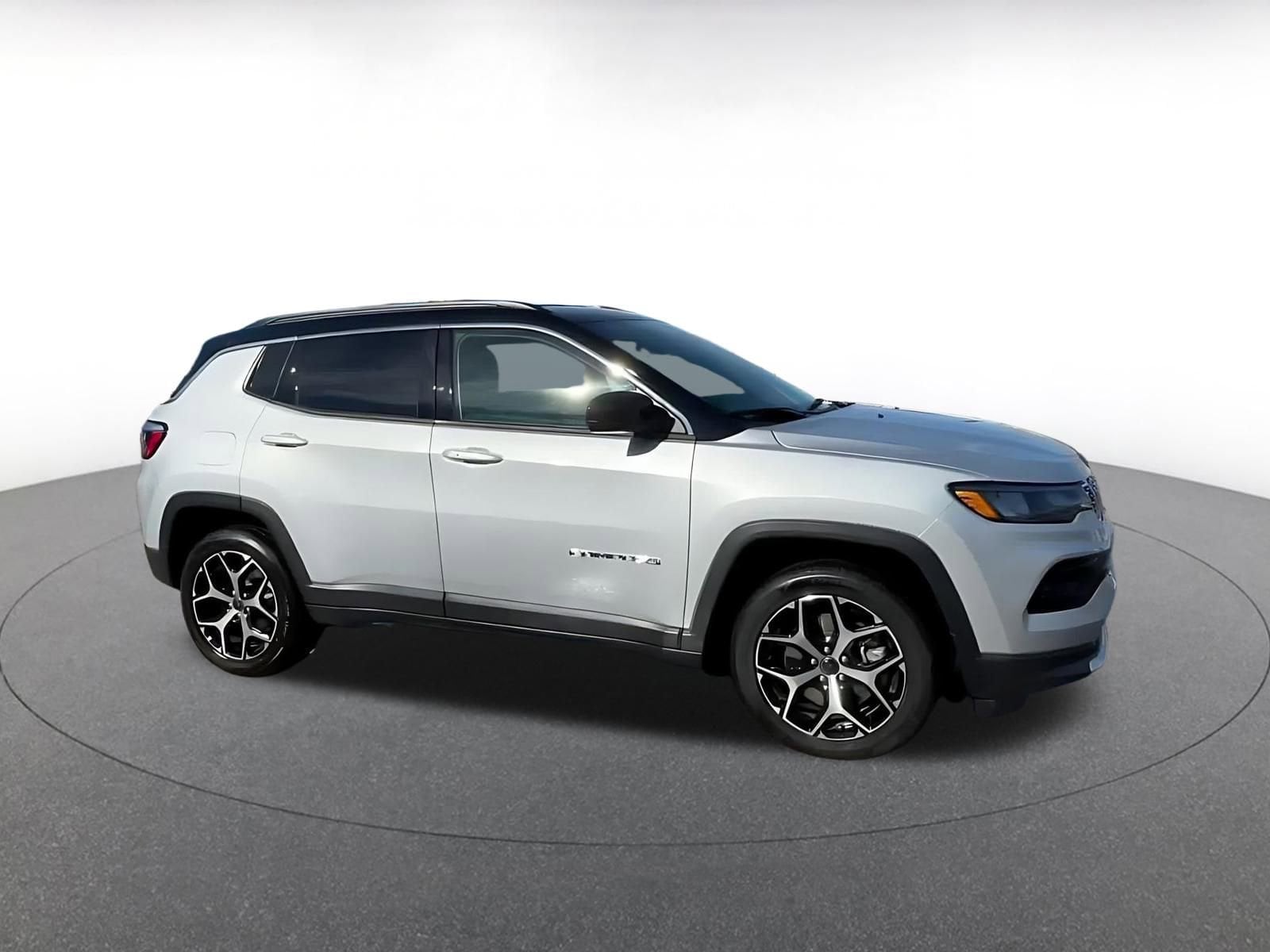 Thumbnail: 2025 Jeep Compass - 2