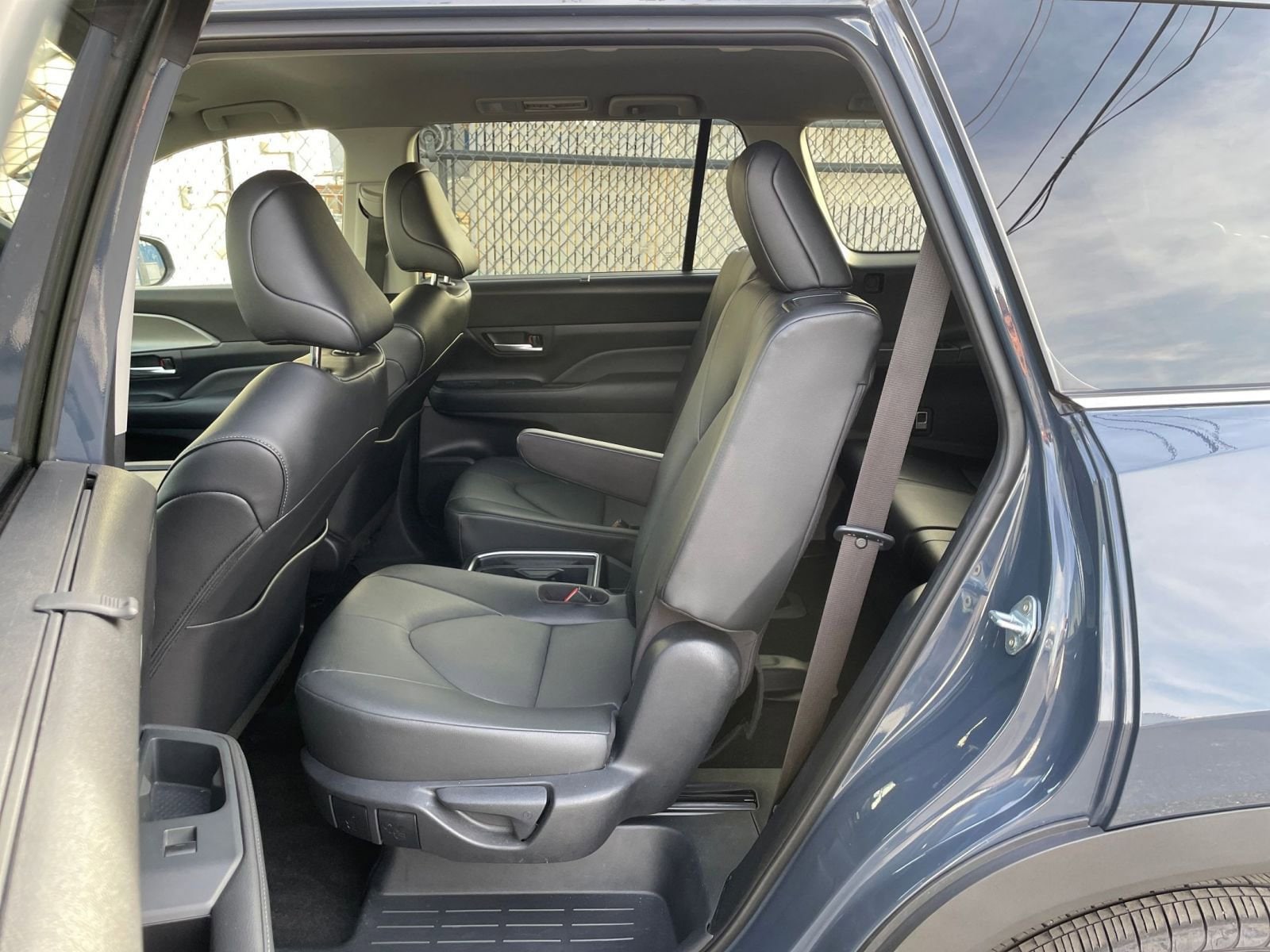 Thumbnail: 2025 Toyota Grand Highlander - 25